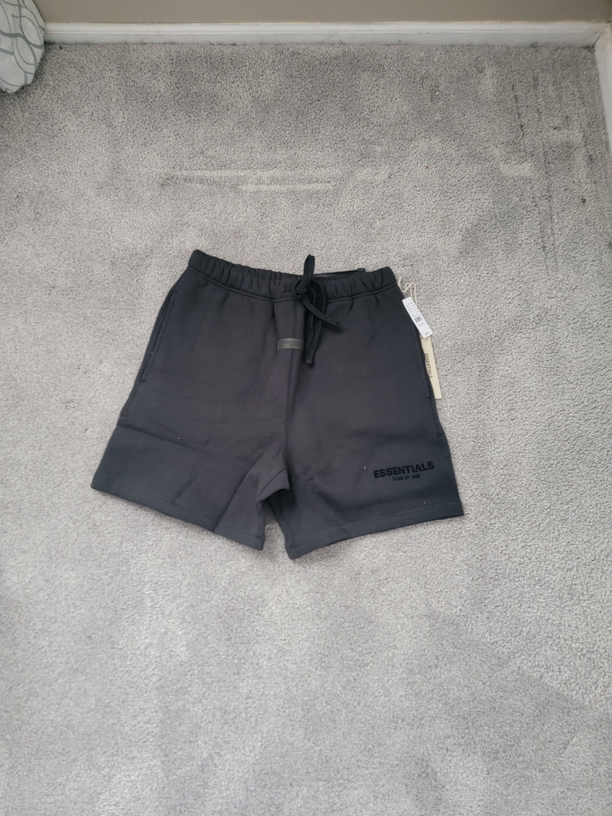 Essentials Men’s Sweat Shorts Fear of Gods Size Medium Black Brand New