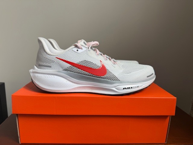 Nike Air Zoom Pegasus 41 Shoes Athletic Men’s Size 10.5 White/Picante Red/Wolf G