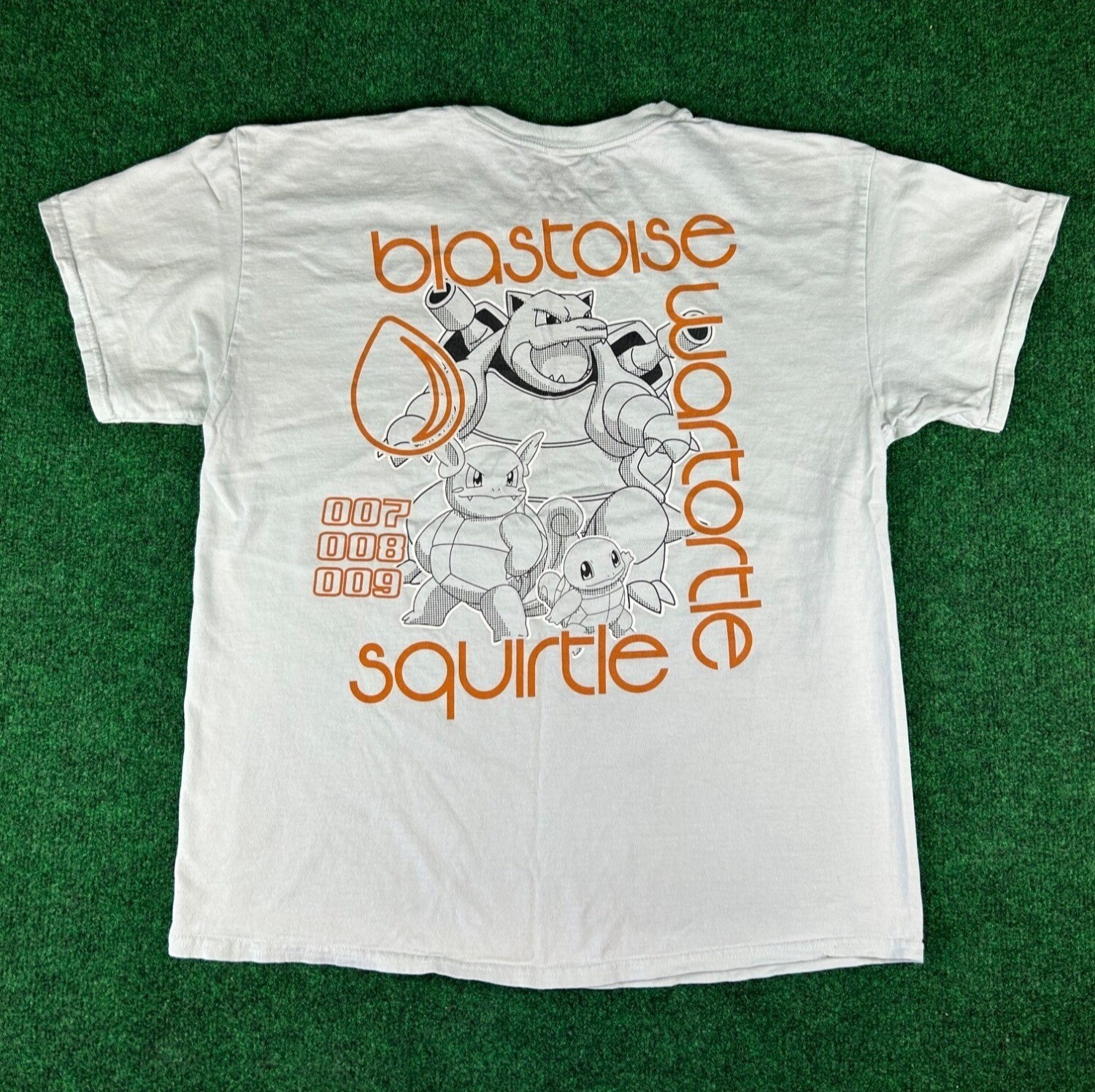 Pokemon Squirtle White Tee Short Sleeve T-Shirt Boys Size Medium