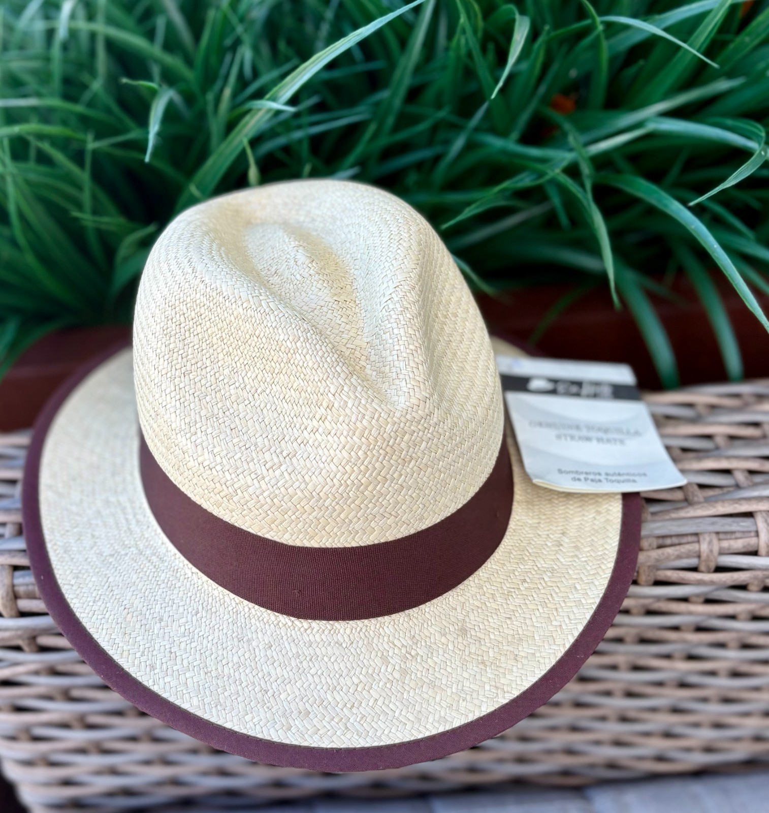 Genuine Panama Hat, 100% Toquilla Straw, Handwovwn in Ecuador, Fedora, SIZE M