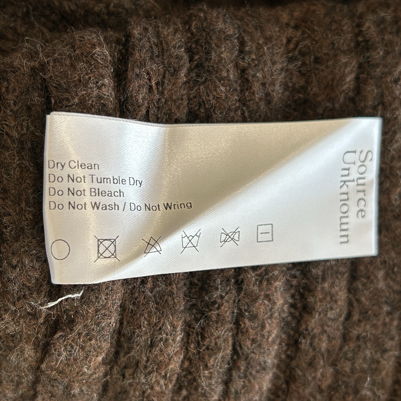 Source Unknown Becca Oversized Sweater O/S Chunky Knit Money Roll Neck Brown NEW