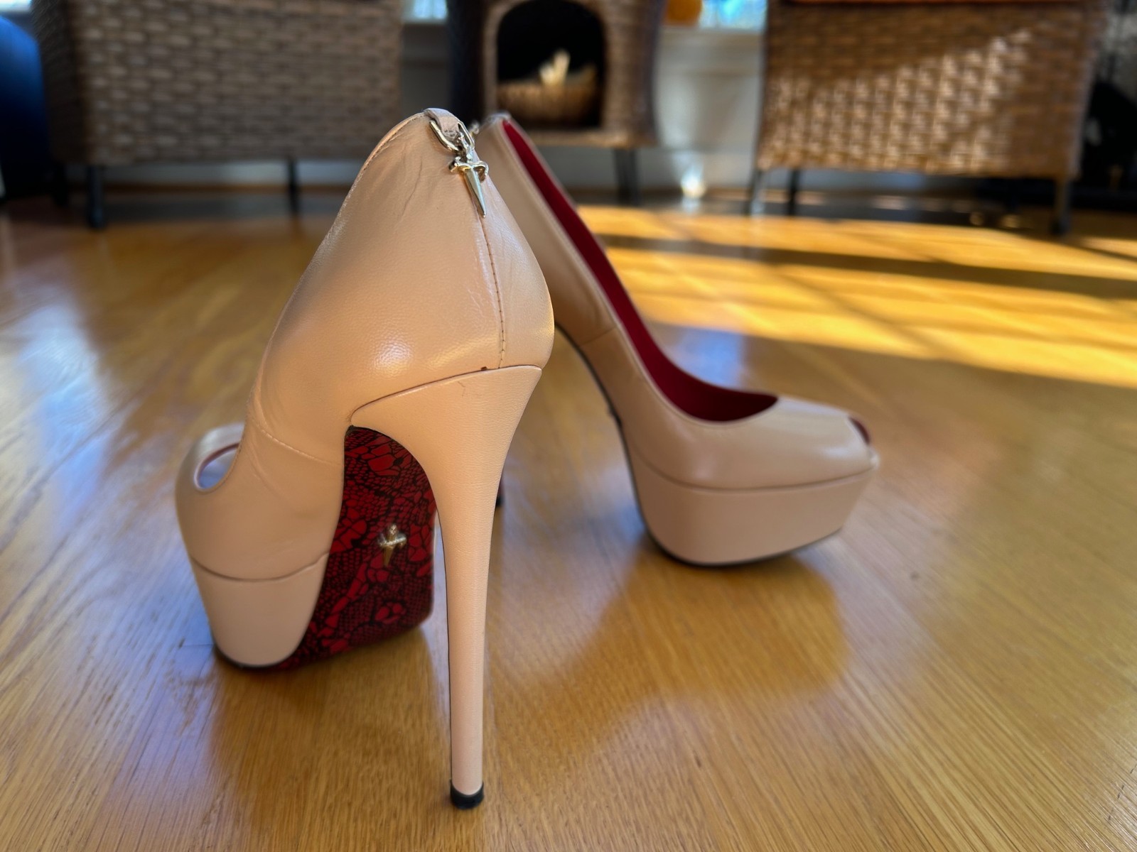 CESARE PACIOTTI Nude Leather Platform Pumps with Logos Size 6 IT 36 Good Cond.