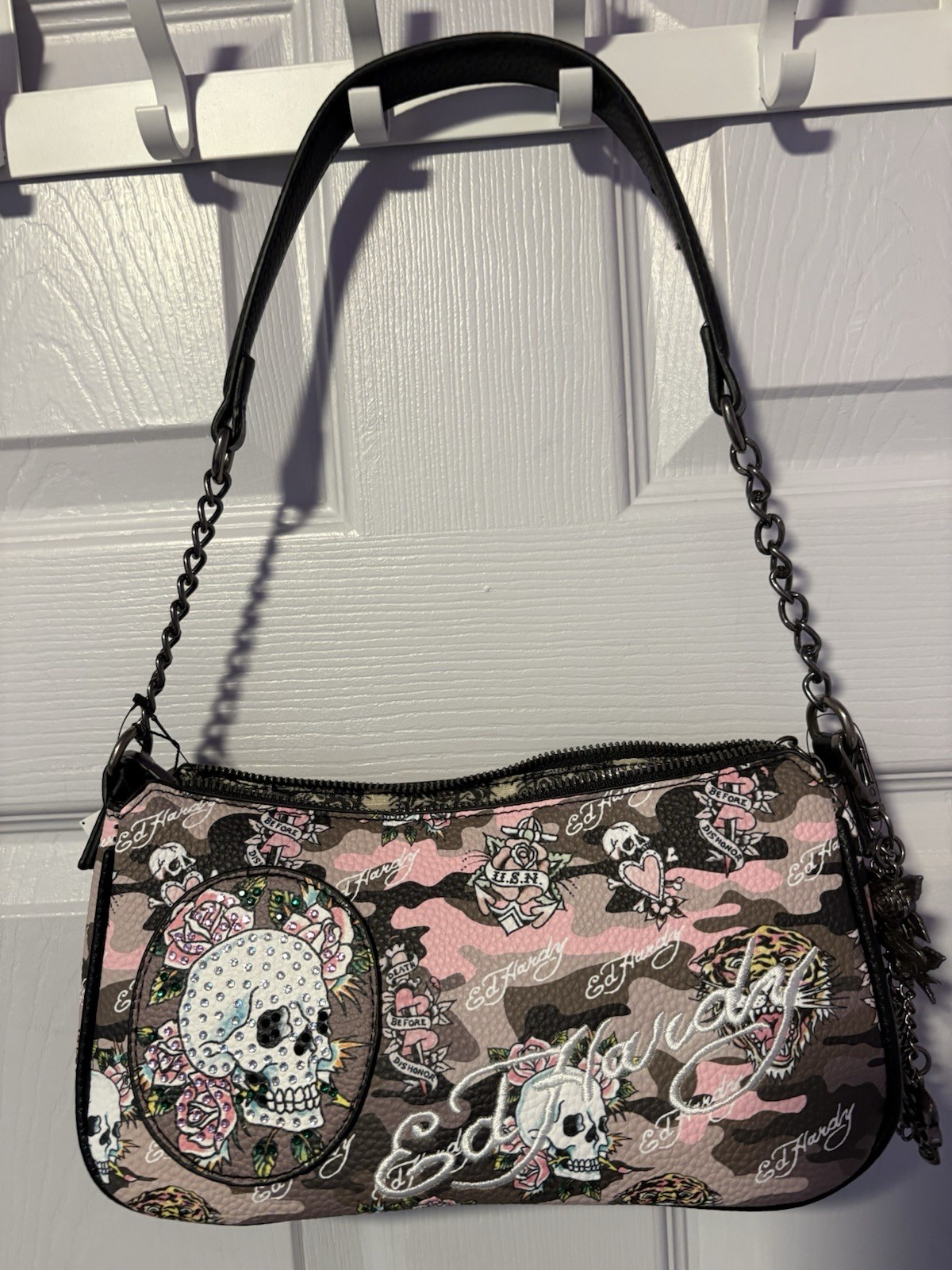 NWT Ed Hardy Shoulder/Crossbody Bag Purse Pink Camo Skulls Screaming Tigers
