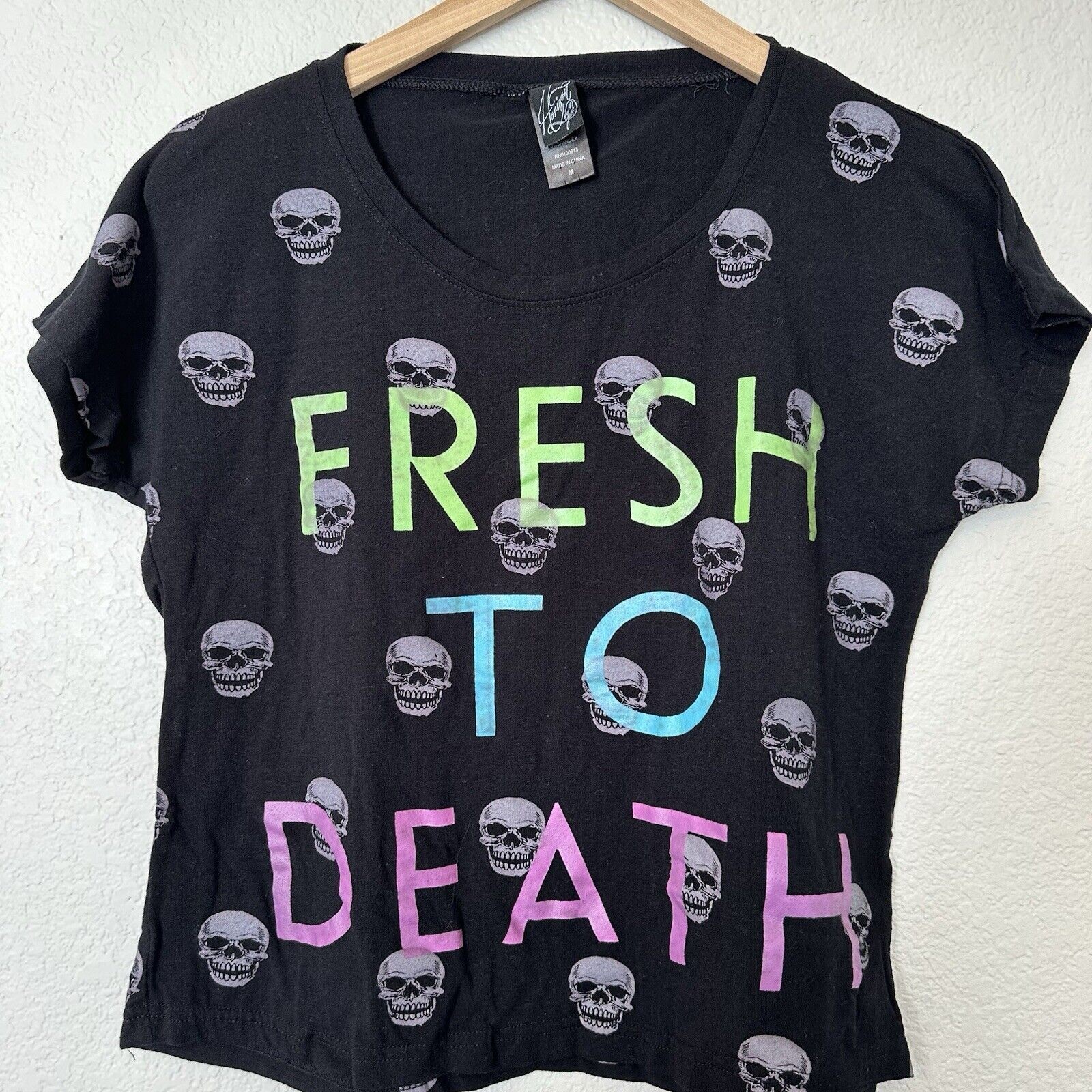 Horizon New York Neon Colored & Black Skull Shirt “Fresh To Death” Size M EUC