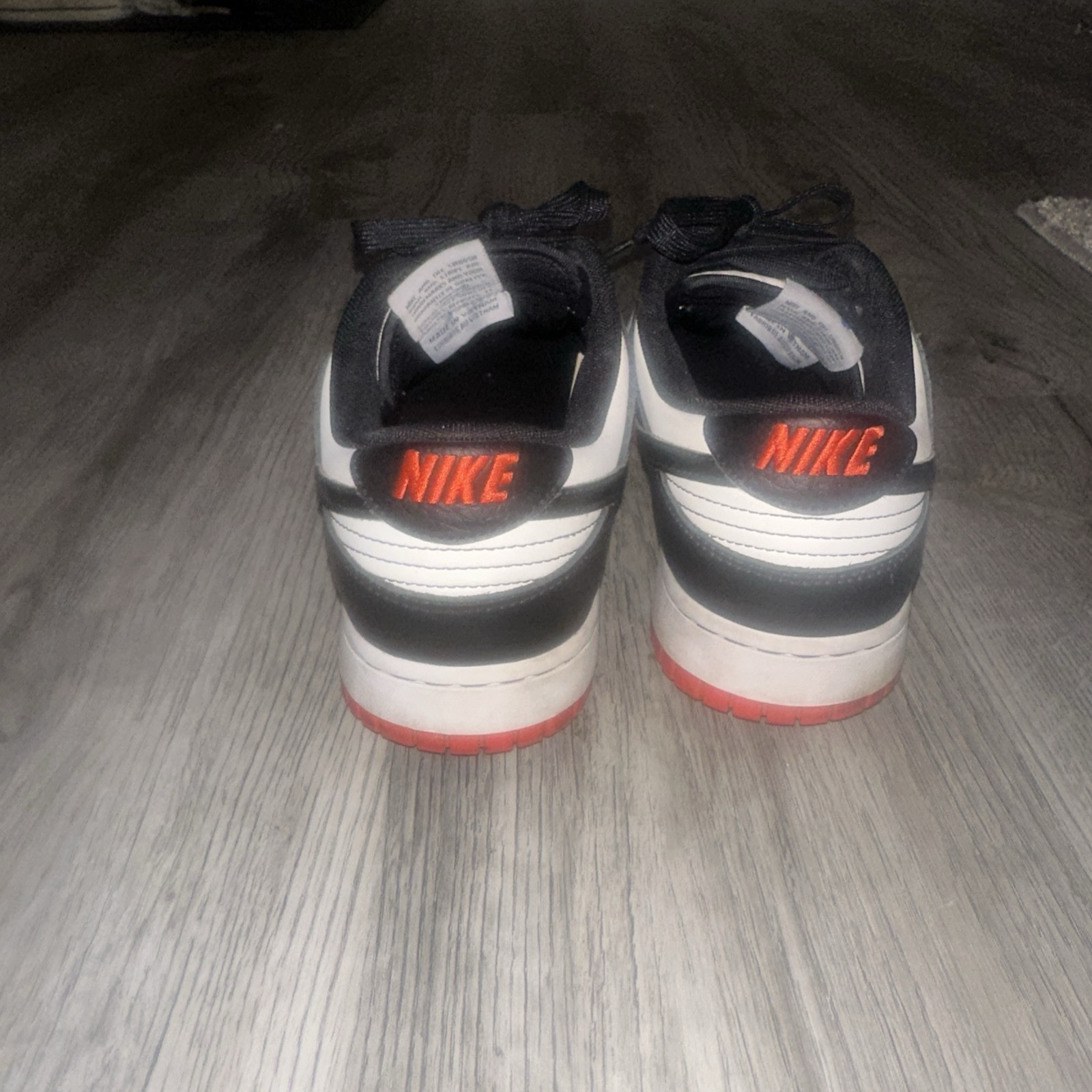 Size 9 – Nike Dunk Low EMB x NBA 75th Anniversary – Bulls 2021.