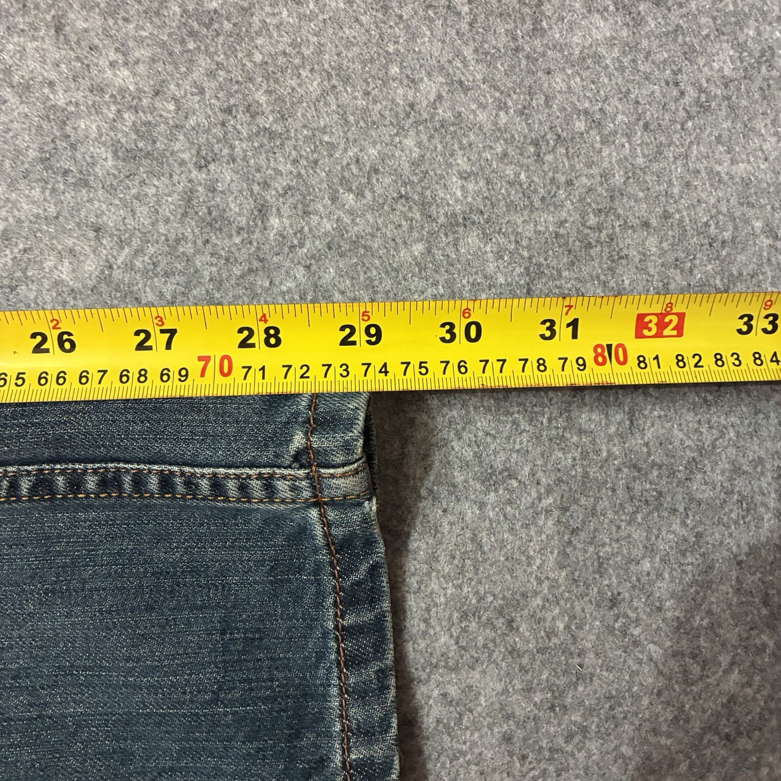 Vintage Y2K Levis 567 Loose Boot Cut Jeans 36×29 Baggy Wide Leg Faded Whiskers