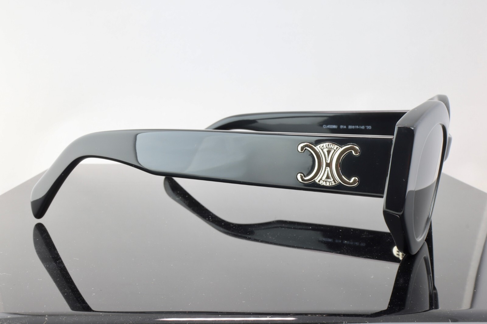 Celine CL40238U 01A Black / Grey Lens Square Oversized Sunglasses 100% UV