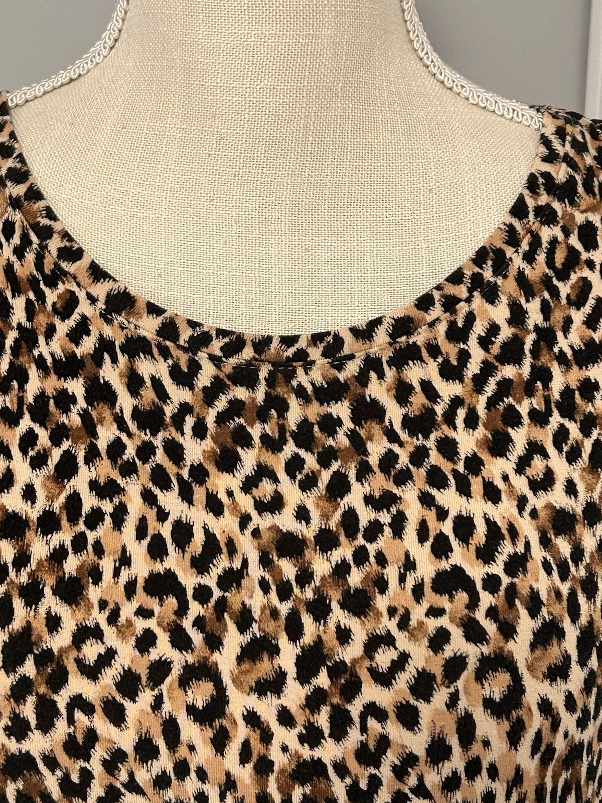 OLD NAVY LUXE~LARGE~BLACK & BROWN ANIMAL PRINT PULLOVER SLEEVELESS SWING TOP~L