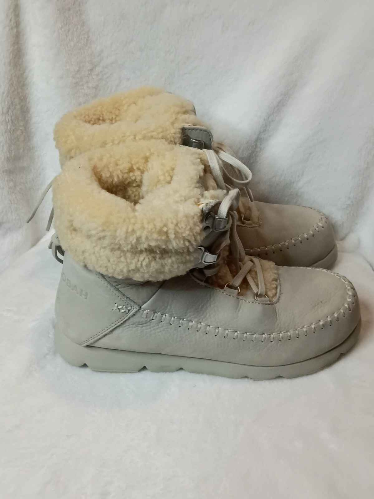 Manitobah Women’s Half Wrap Fur Suede Boots, Size 9, Gray