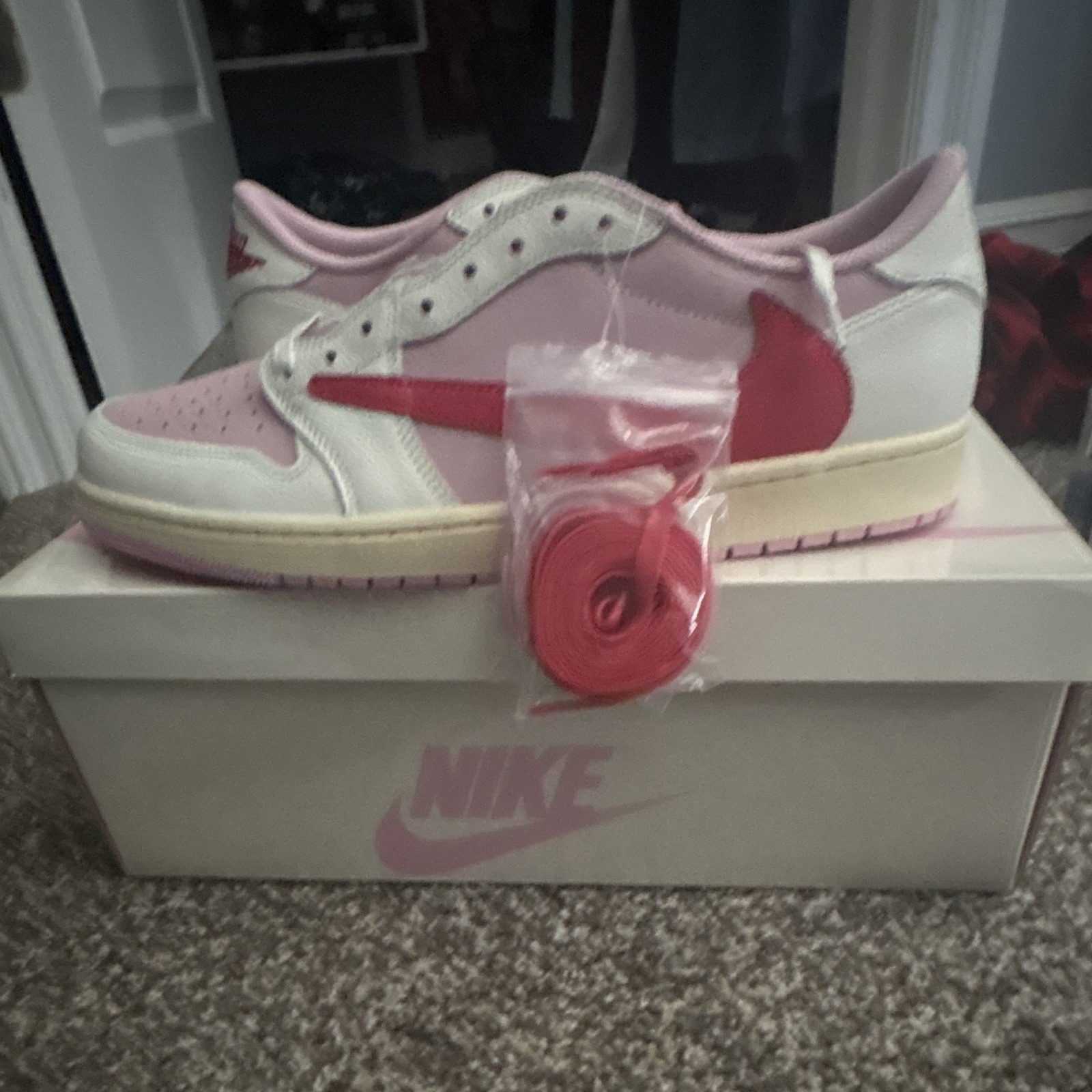 Nike Dunk Low Pink White Red Colorblock Men’s Low Top Lace-Up Sneaker