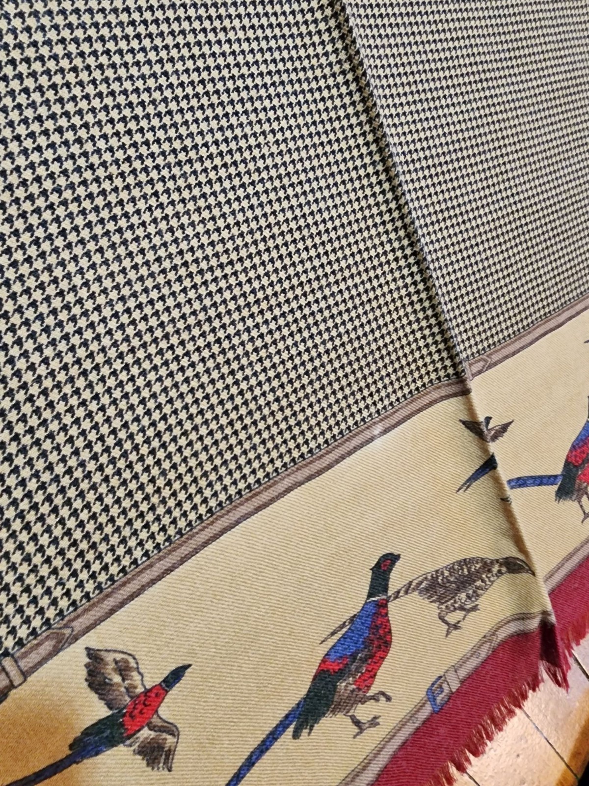 Vtg Ralph Lauren Houndstooth Belting and Pheasant Wool Challis Scarf Burgandy