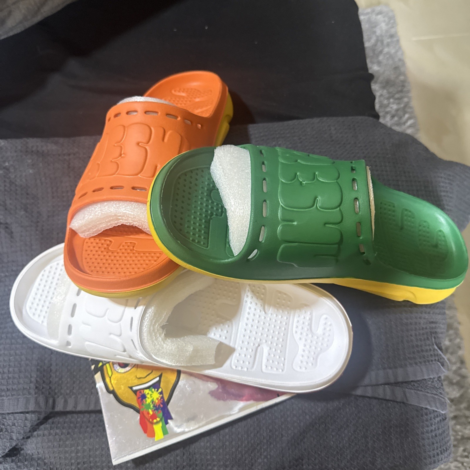 FRESHY CALI MENS SLIDES SIZE 12 Ultrasoft foam, contoured fit for movement