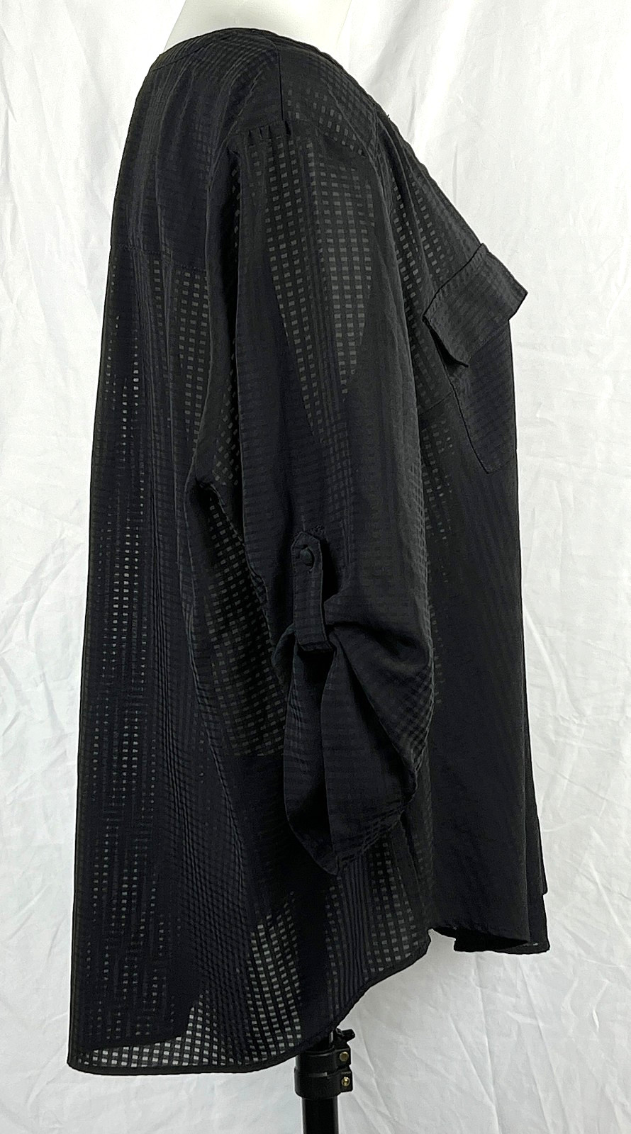 Torrid Harper Black Sheer Grid Polyester 3/4 Sleeve Shirt 2X (Torrid 2)