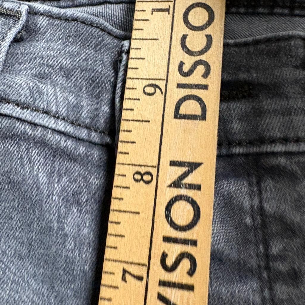 Levis 314 Shaping Straight Jeans Womens 29 Gray Denim Stretch Pants