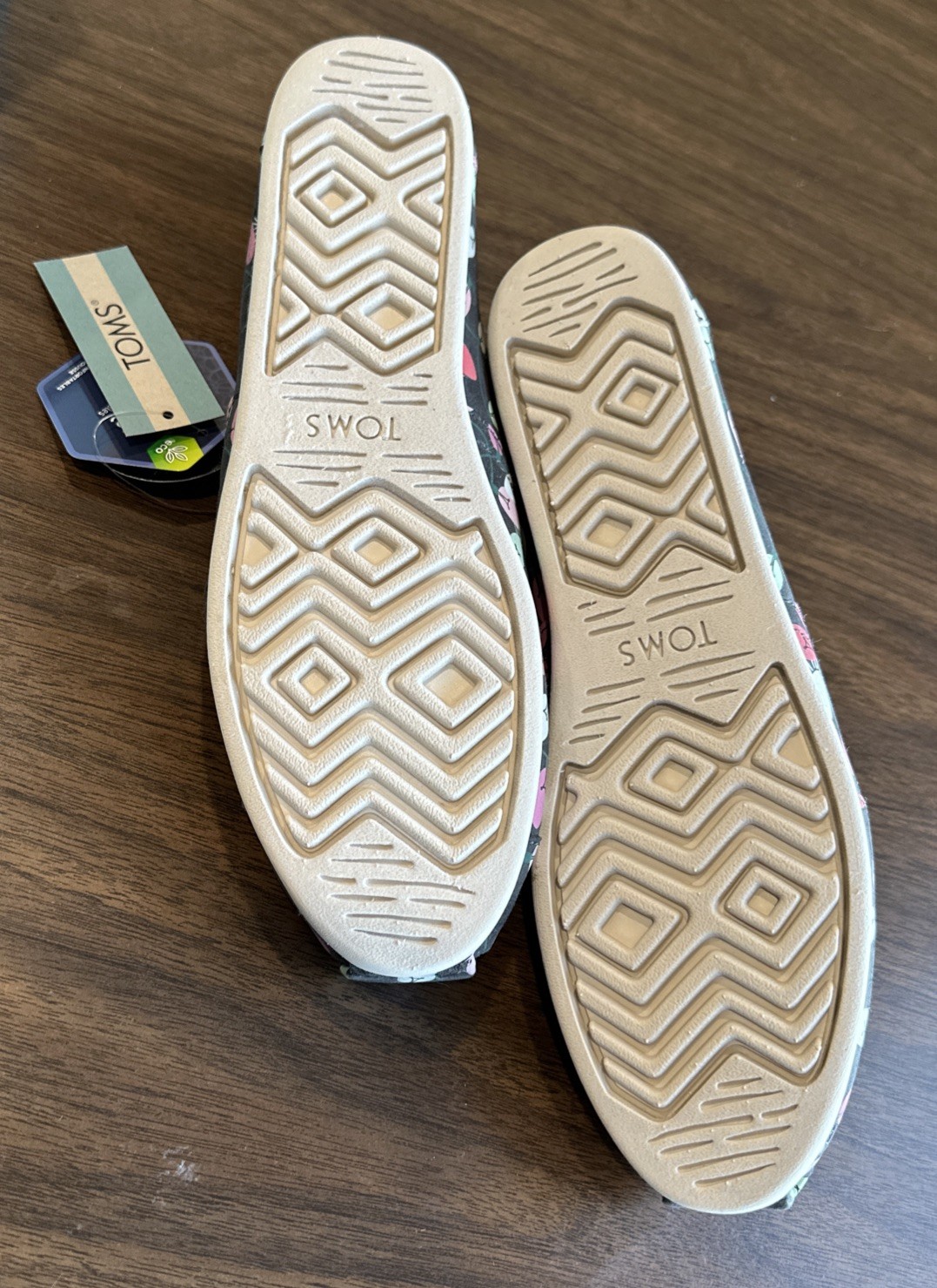 NWT TOMS Alpargata Slip-on Forged Iron Tree Glow In Dark/Faux Fur, US 10/UK 8