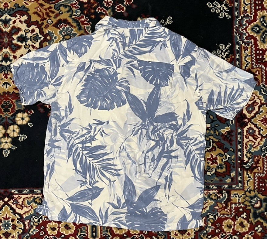 Cubavera white and blue floral button up beach hawaiian shirt Size L