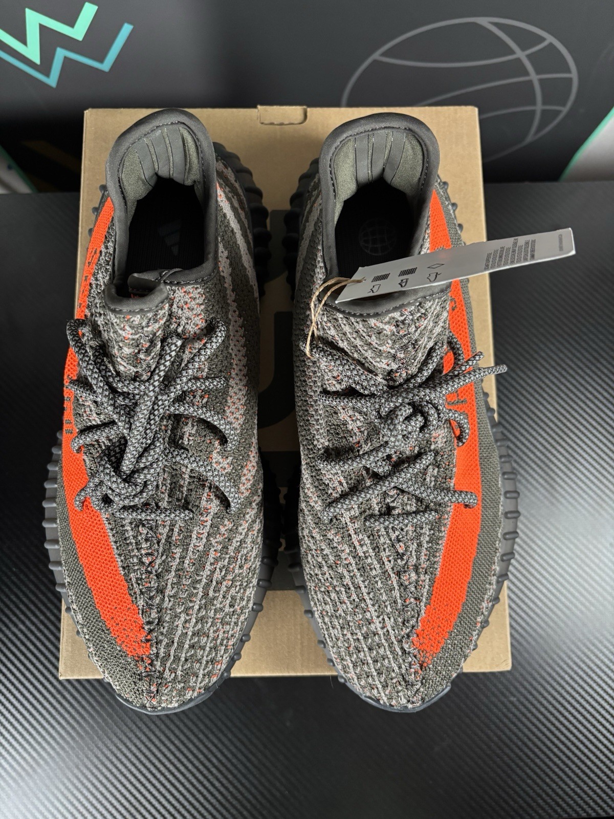 Adidas Yeezy Boost 350 V2 Carbon Beluga HQ7045 Size 8