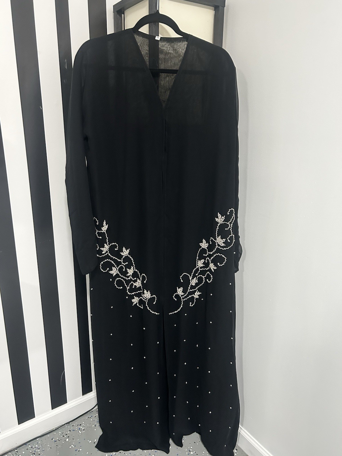 Modest Abaya Dress Open Front Black Size 58 in length Lightweight Elegant