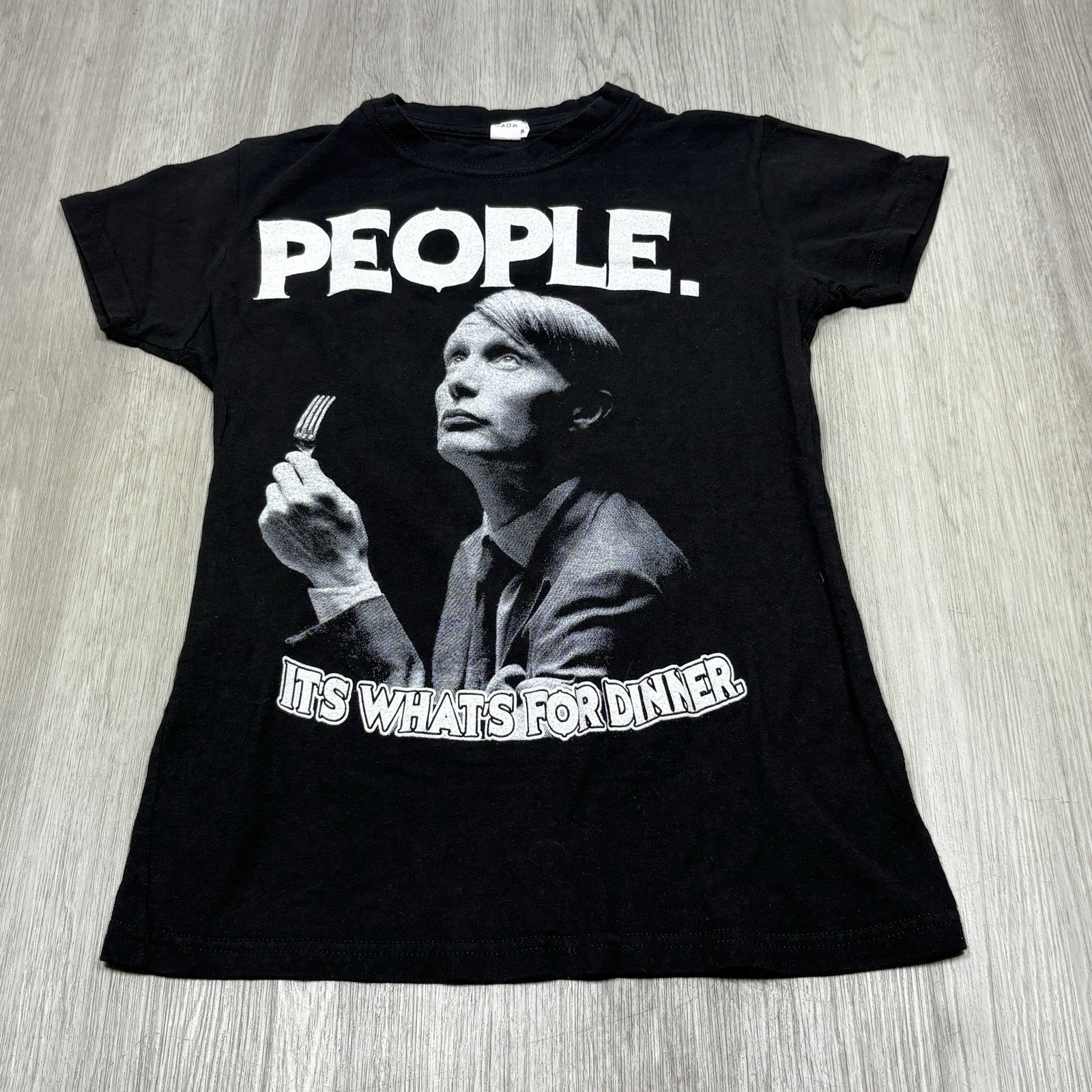 Small Hannibal Lecter Graphic T-Shirt People It’s What’s For Dinner Horror Movie
