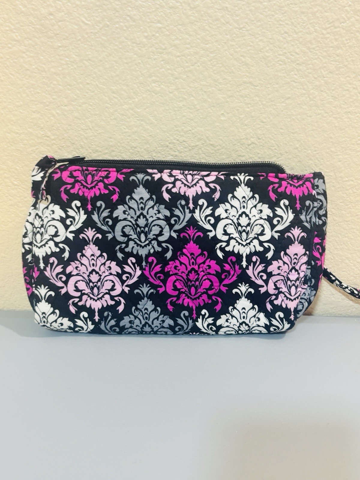 Pink Black White Paisley Quilted Push Lock Wallet, Wristlet Zip Storage Pretty￼