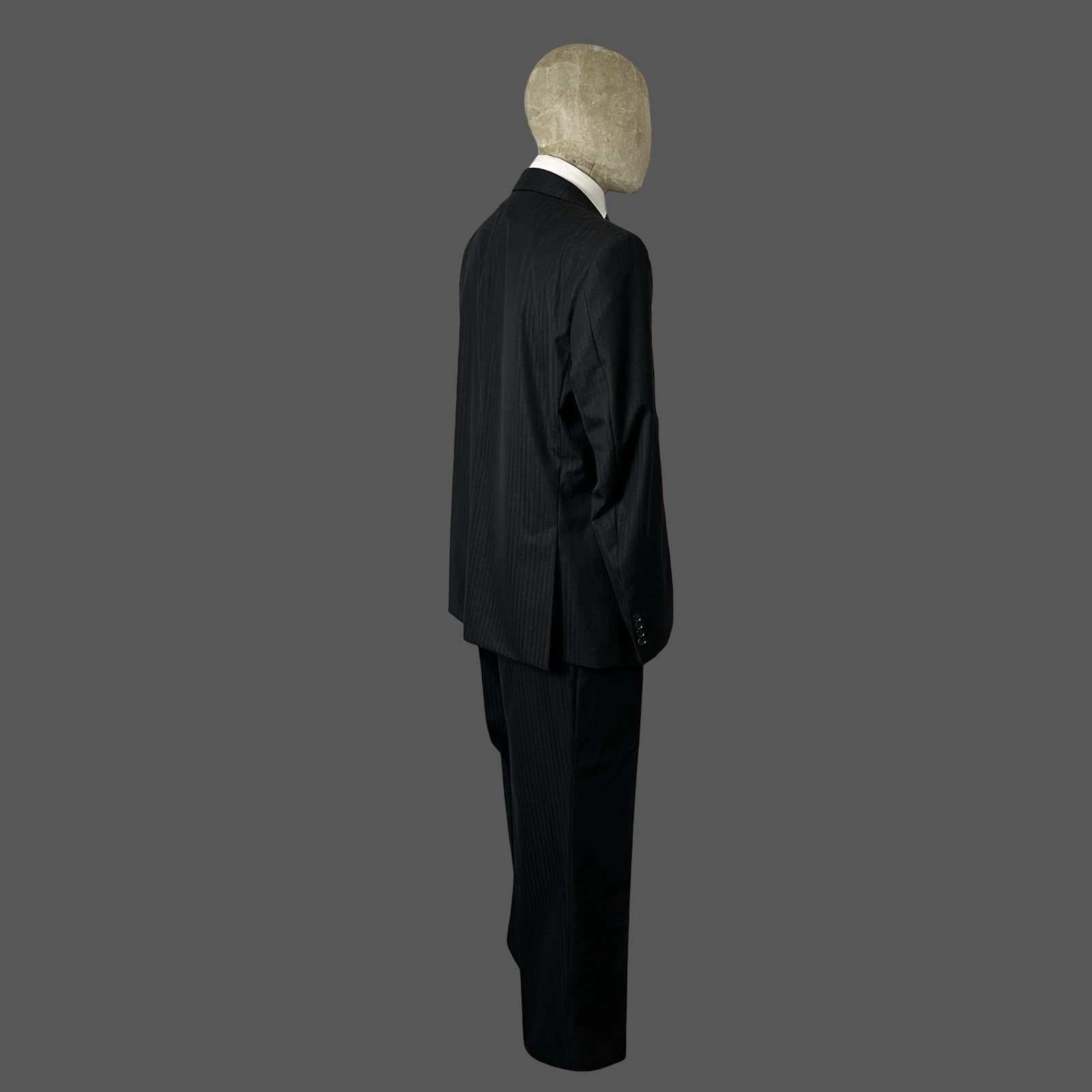 Strellson Suit 44R 38R 2PC Men’s Black Super 120’s Wool Herringbone Stripe
