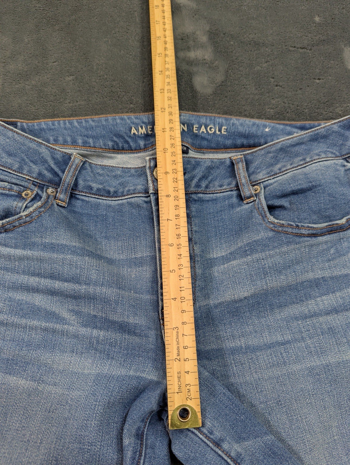 American Eagle Outfitters Super Stretch Boyfriend Jeans Medium Wash Blue Size 16