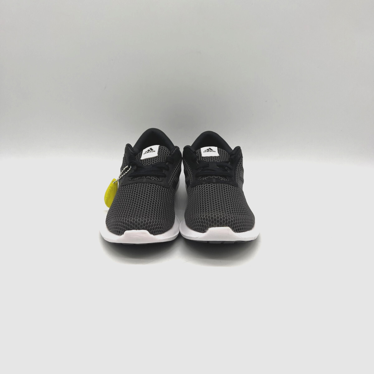 adidas element refresh 3 W Black/Gray Running wmn’s size 6 US-37 1/3 EU BY2886