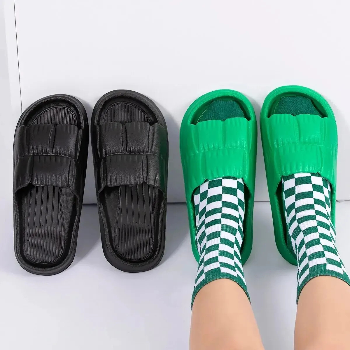 Women Soft Sole Cloud Slippers Thick Platform Indoor Outdoor Beach Sandals Summe
