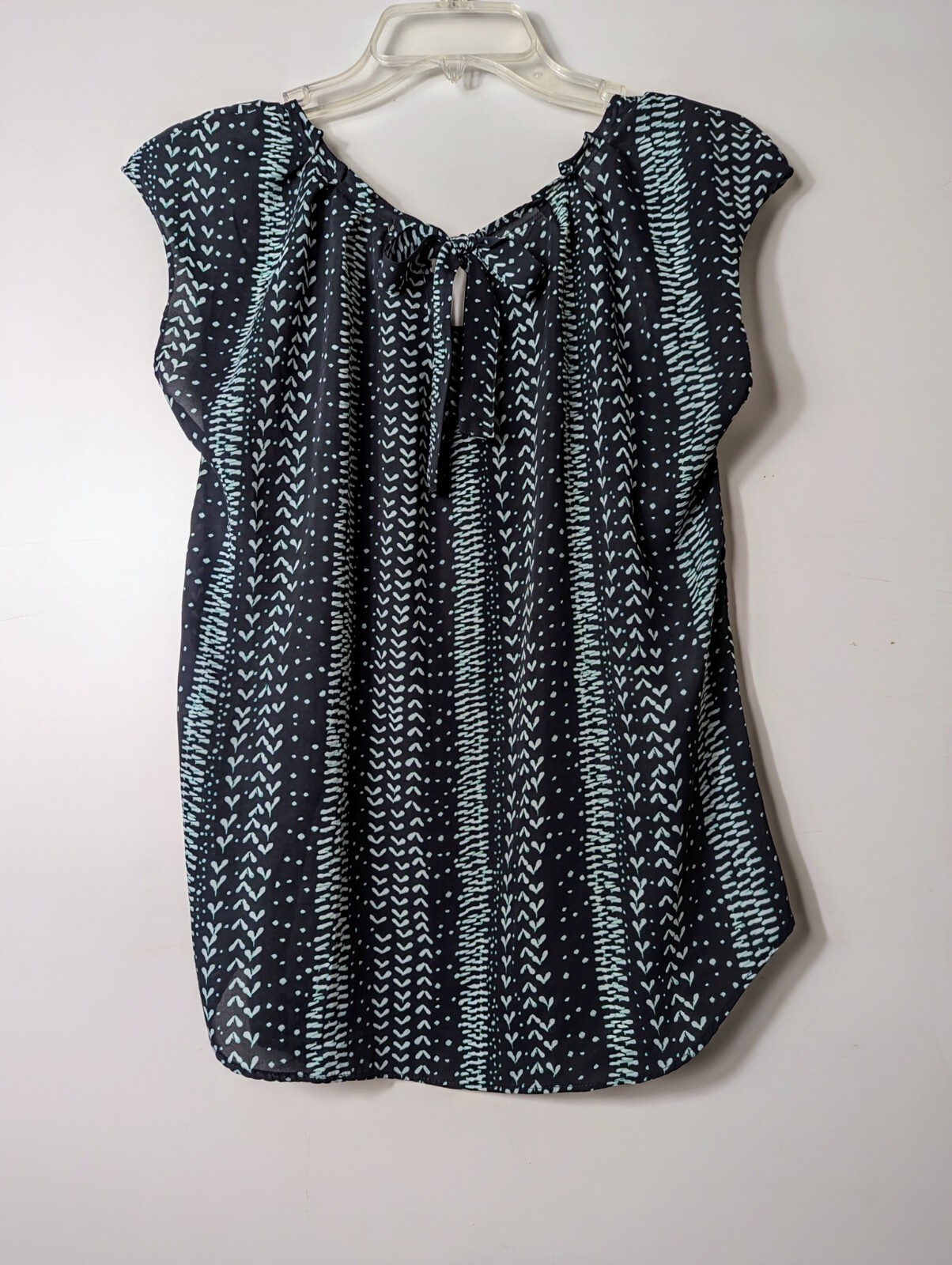 Lauren Conrad Silky Blouse Womens Medium Round Neck Top Blue Green Polyester