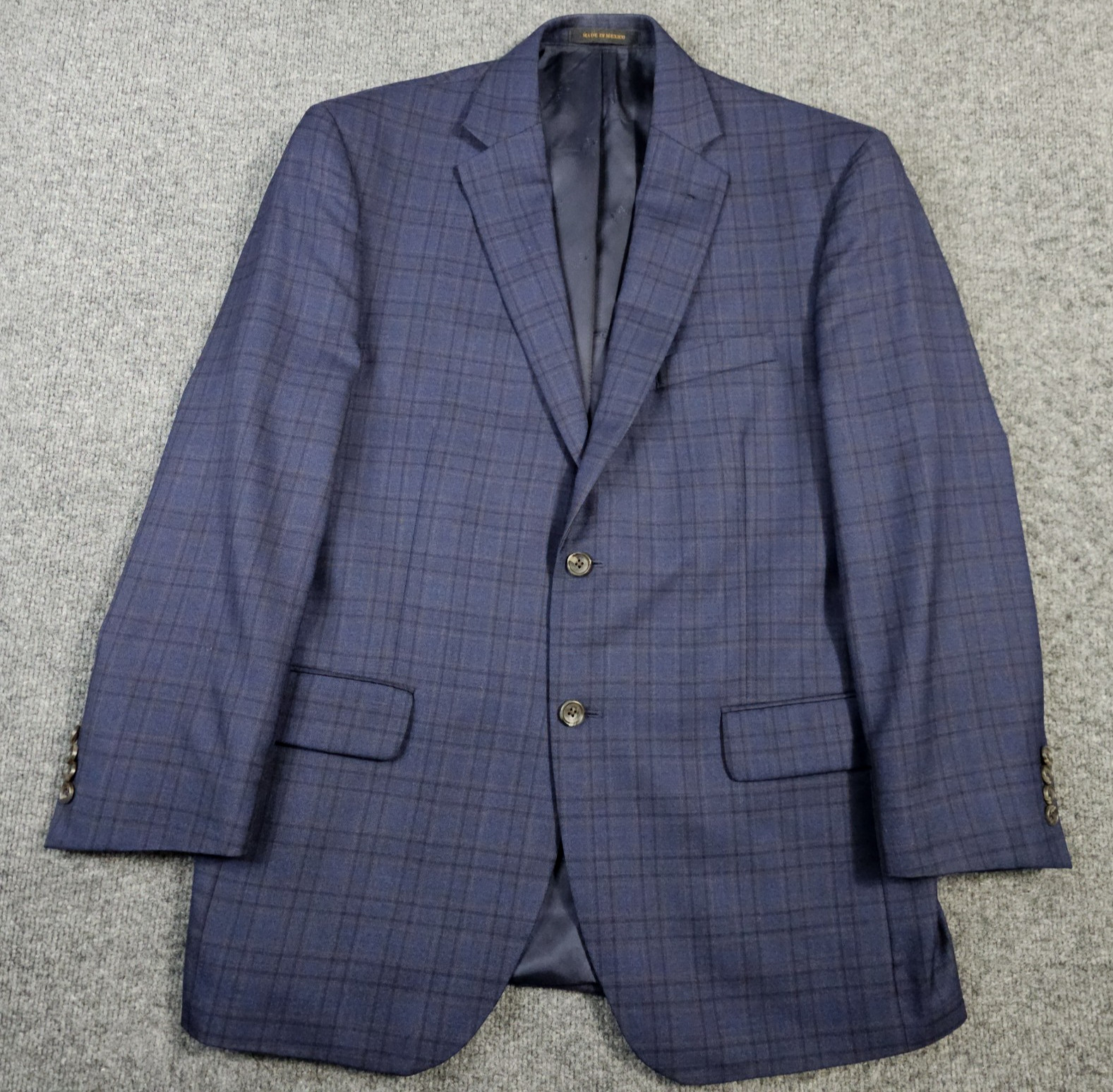 Jos A Bank Reserve Sport Coat Mens 42R Silk Navy Black Brown Plaid Traditional