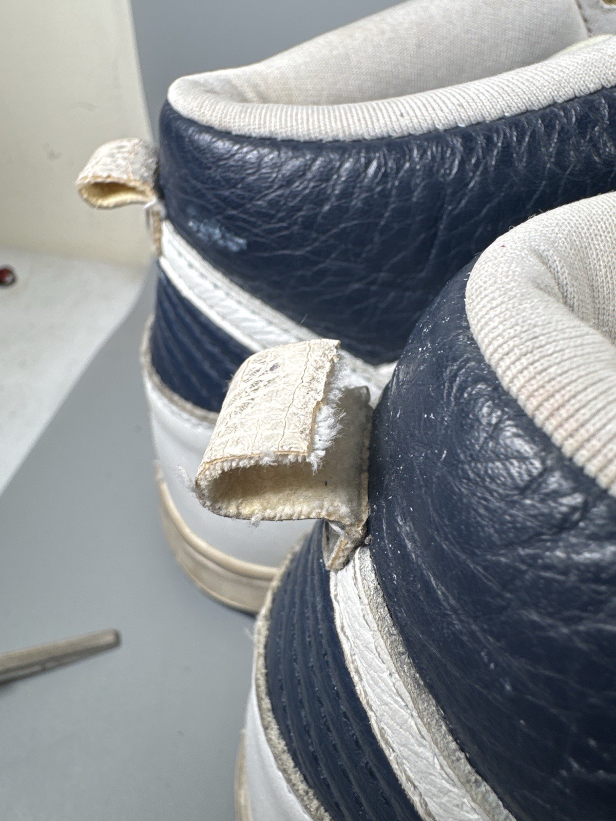Nike Dunk High White Navy 830383-412 Men’s 10.5 Vintage 2000 Used