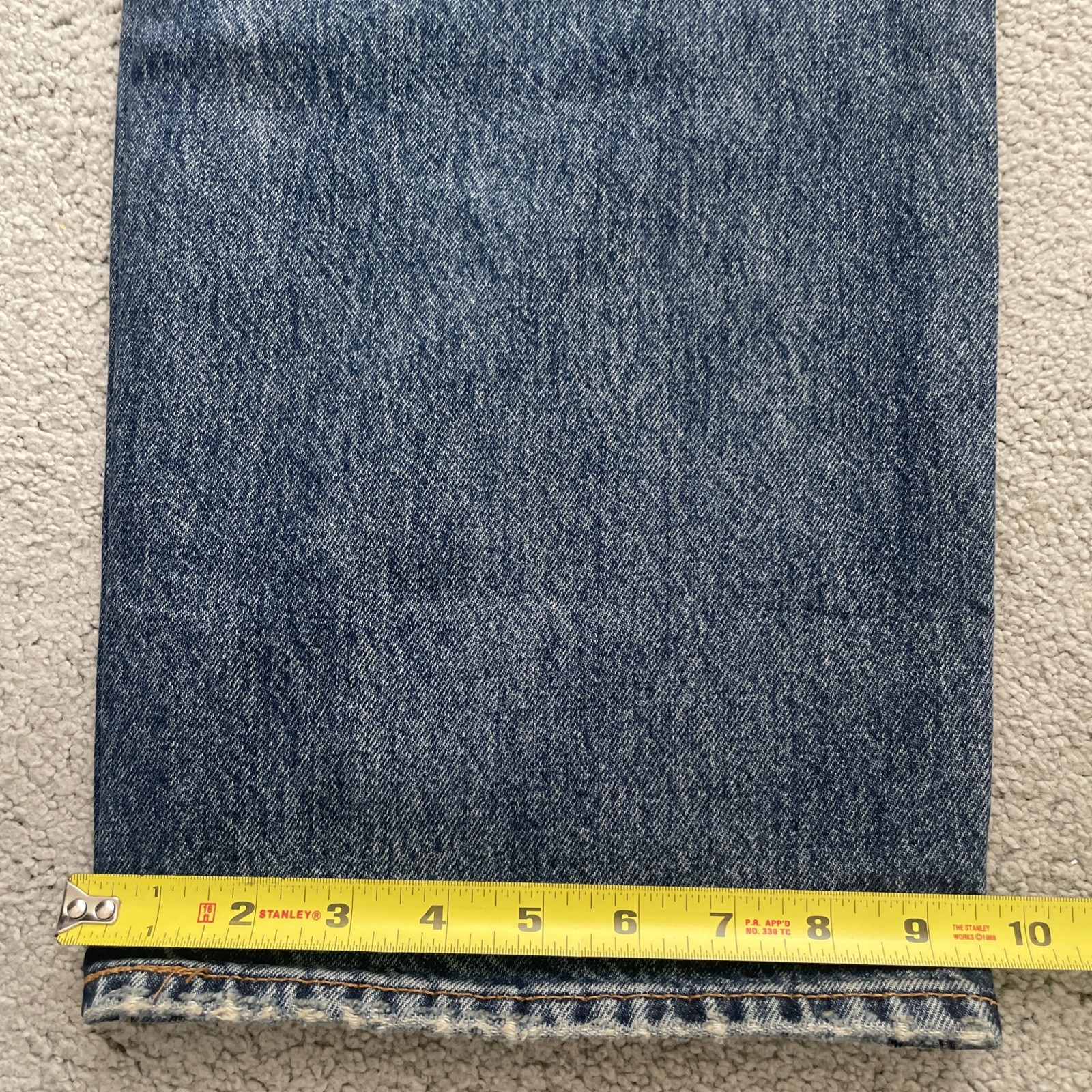 Levi’s Premium 568 Loose Straight Blue Jeans Men’s Measured Sz. 38-39X31 See Des