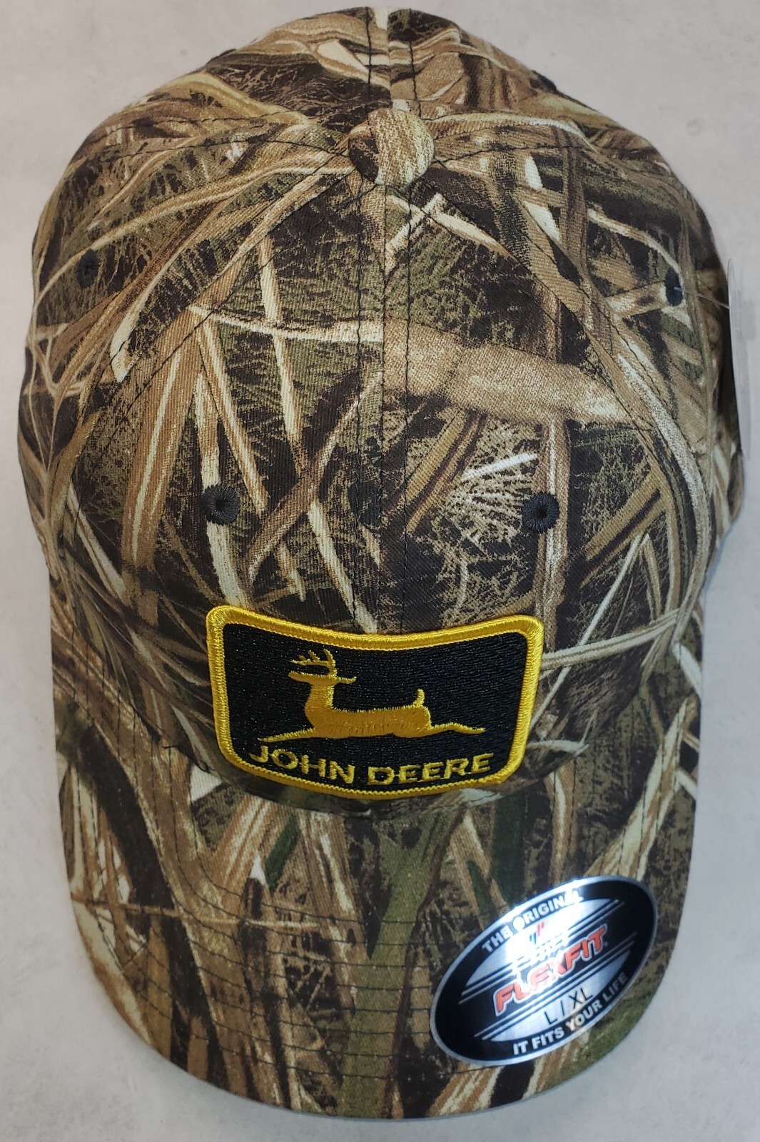 John Deere Patch on MossyOak Shadow Grass Flexfit 6277 Hat L/XL 7 1/8 – 7 5/8″