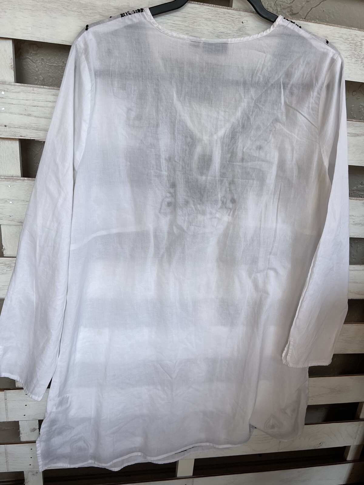 a.n.a. Sequence Beach Cover Up Women L White Black Trim V Neck Long Sleeve