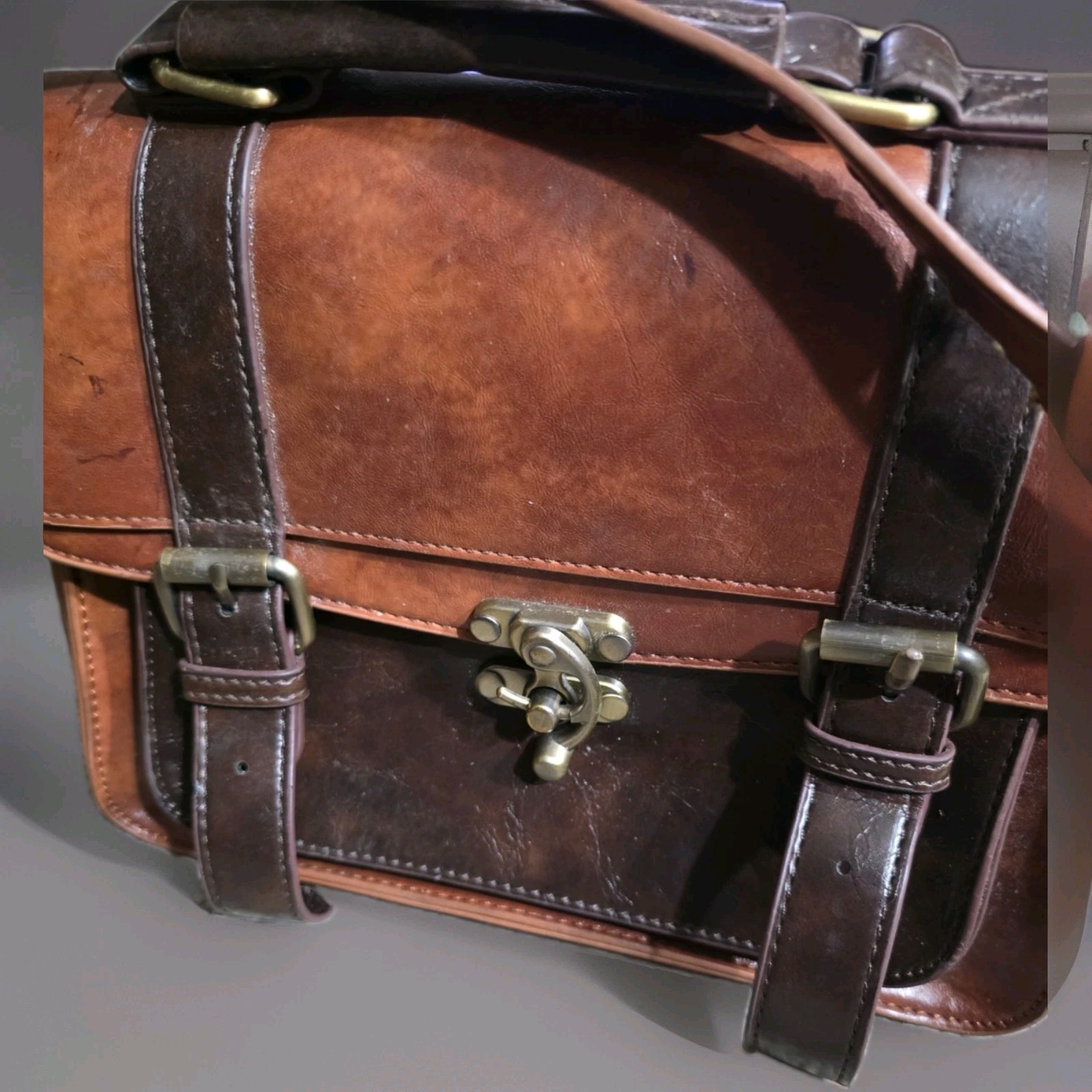 ECOSUSI Vintage Vegan PU Leather Messenger Bag (Please See Description)