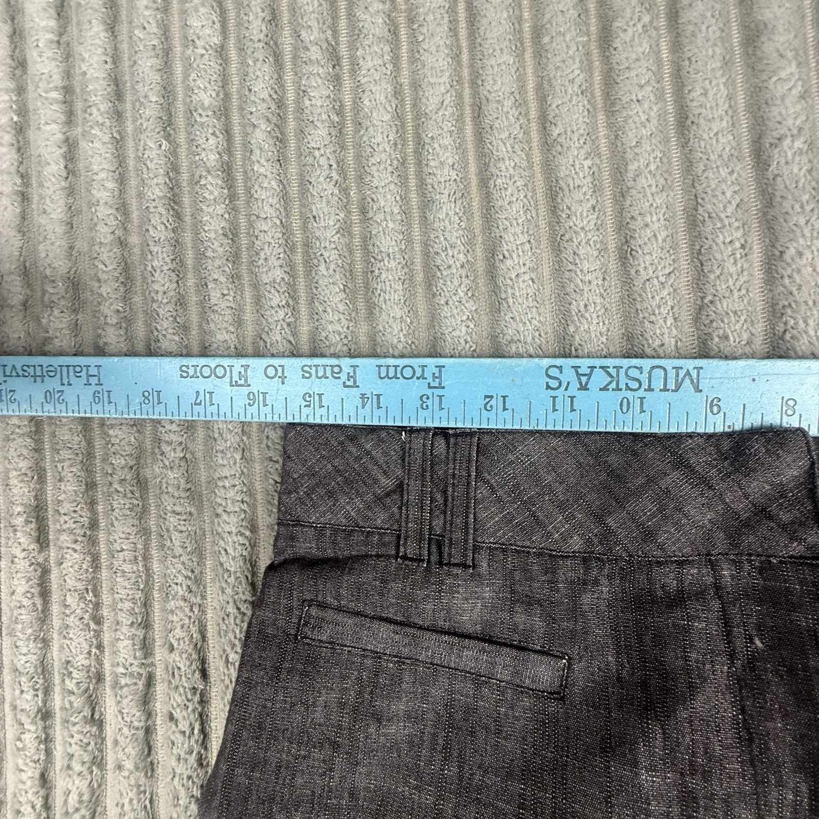 Counterparts Womens Cropped Pants Size 10 (31×23) Gray Capri Stretch Trouser