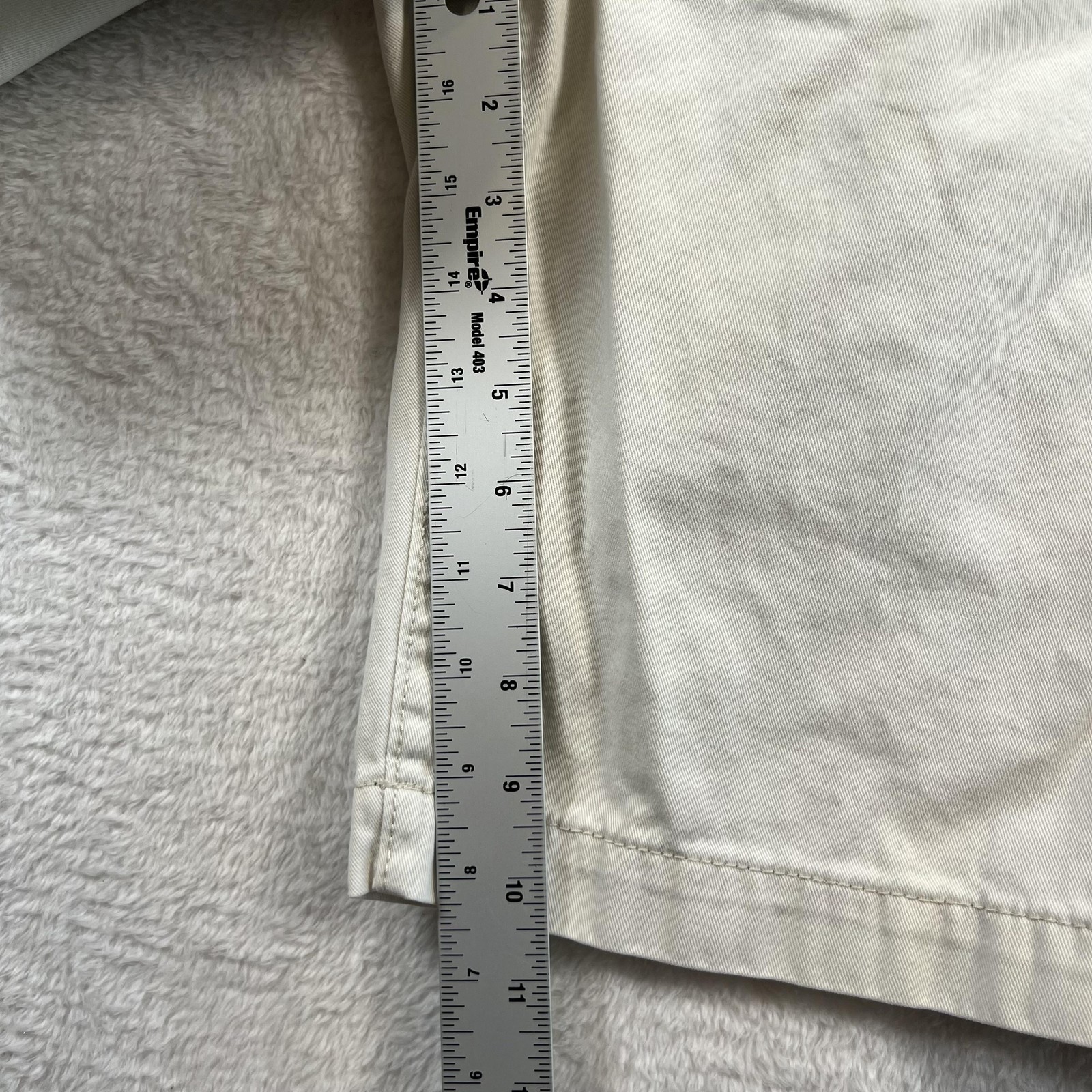 American Eagle Outfitters Longboard Shorts Mens 28 Beige 11 In Inseam Chino