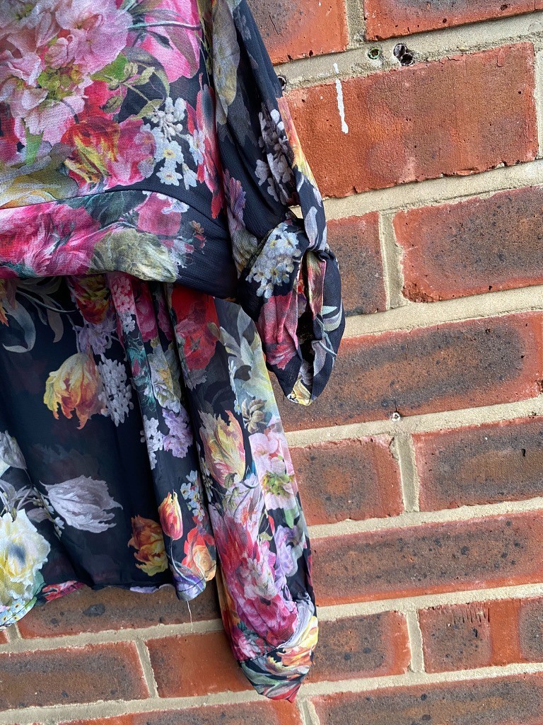 Top Shop Floral Blouse See Through Long Sleeve Size 8 Faux Silk