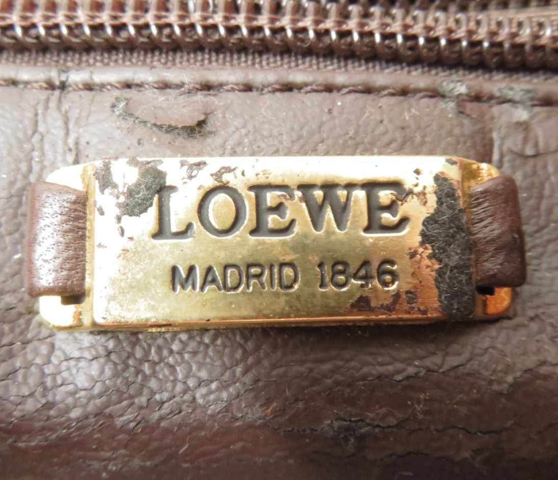 Authentic LOEWE Anagram Lambskin Nappa Leather Shoulder Bag S#53838