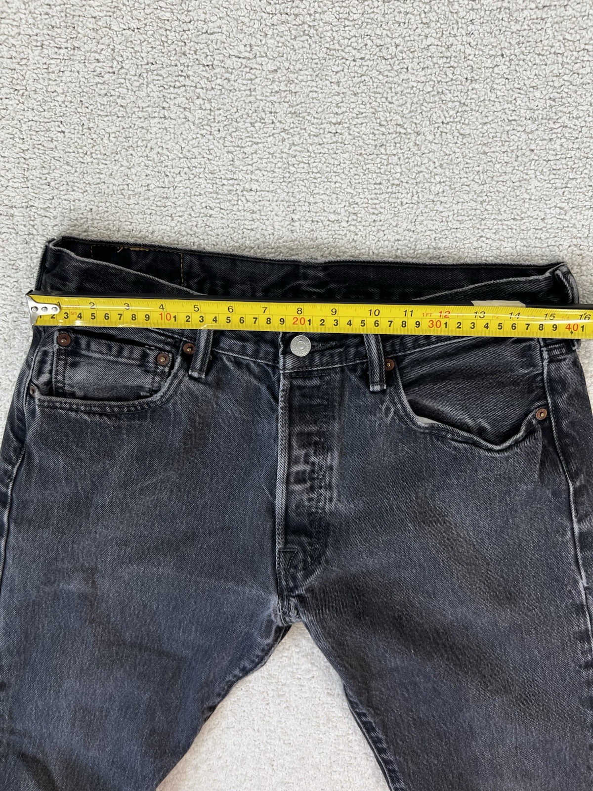 Levis 501 Original Fit Washed Black Jeans Mens 32 Button Fly Denim SKU 0050