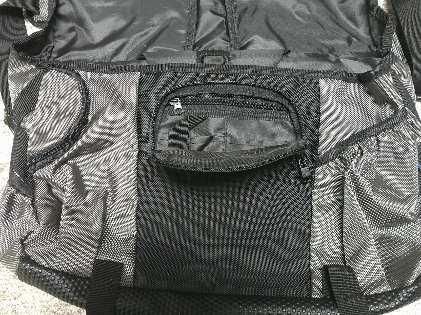Ful Messenger Bag 18×4.5×11 Padded Laptop Black Gray Venom Energy Logo