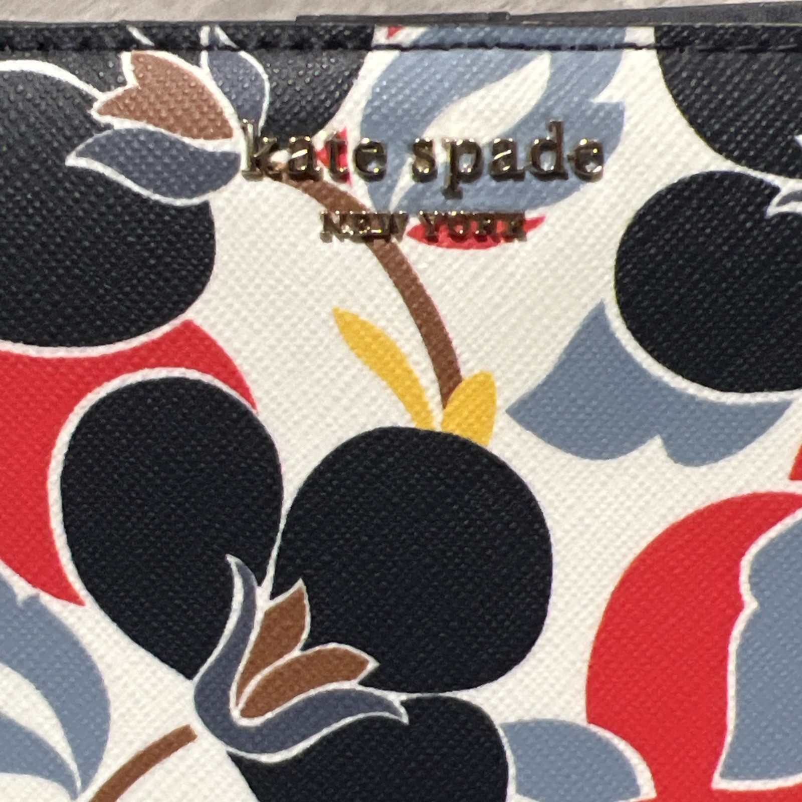 Kate Spade New York Cameron Breezy Floral Bifold Wallet NAVY RED 6.75″ x 3.75″