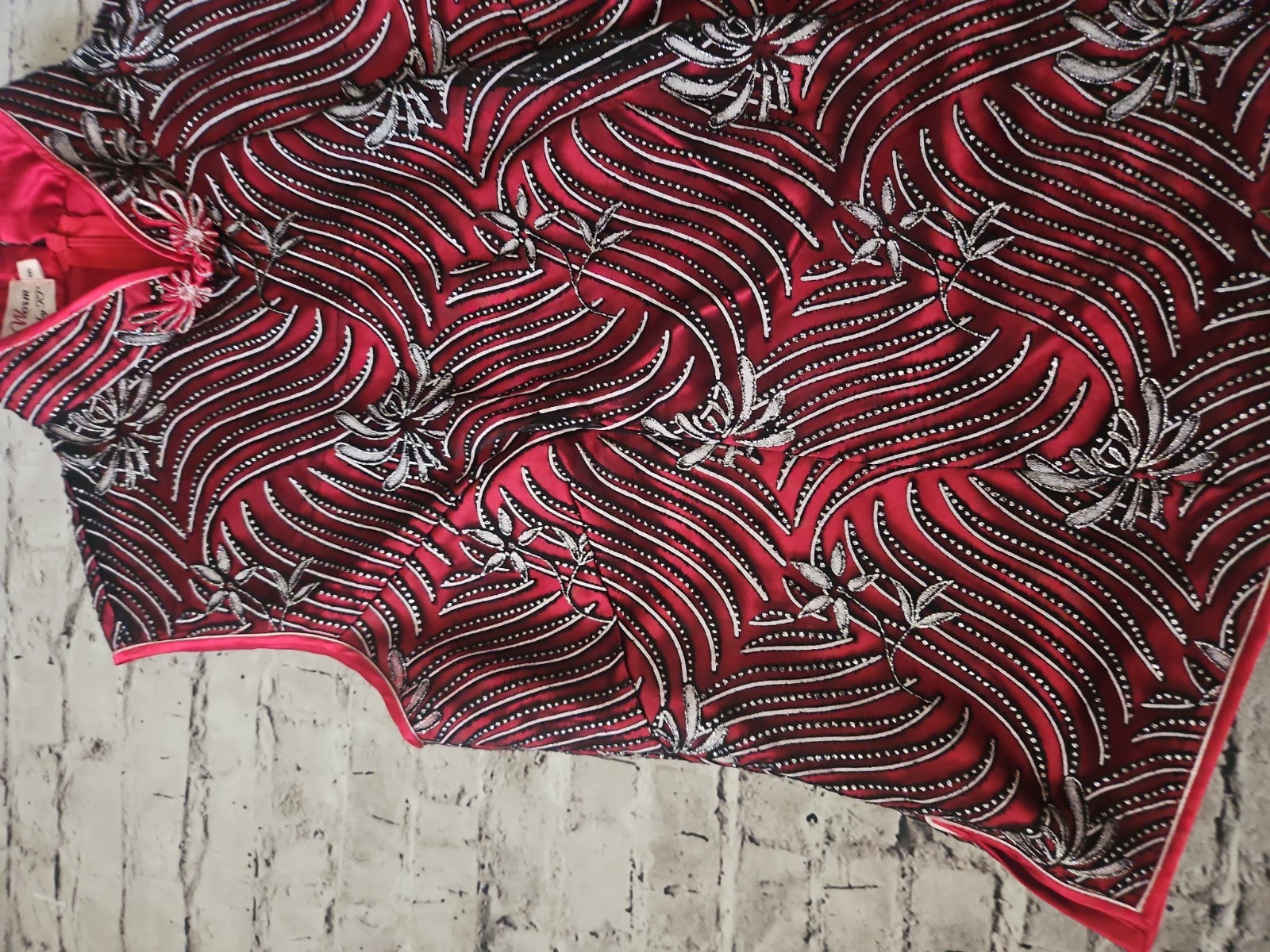 Vintage Women’s Size 8 Red Print Oriental Style Tank Blouse Top