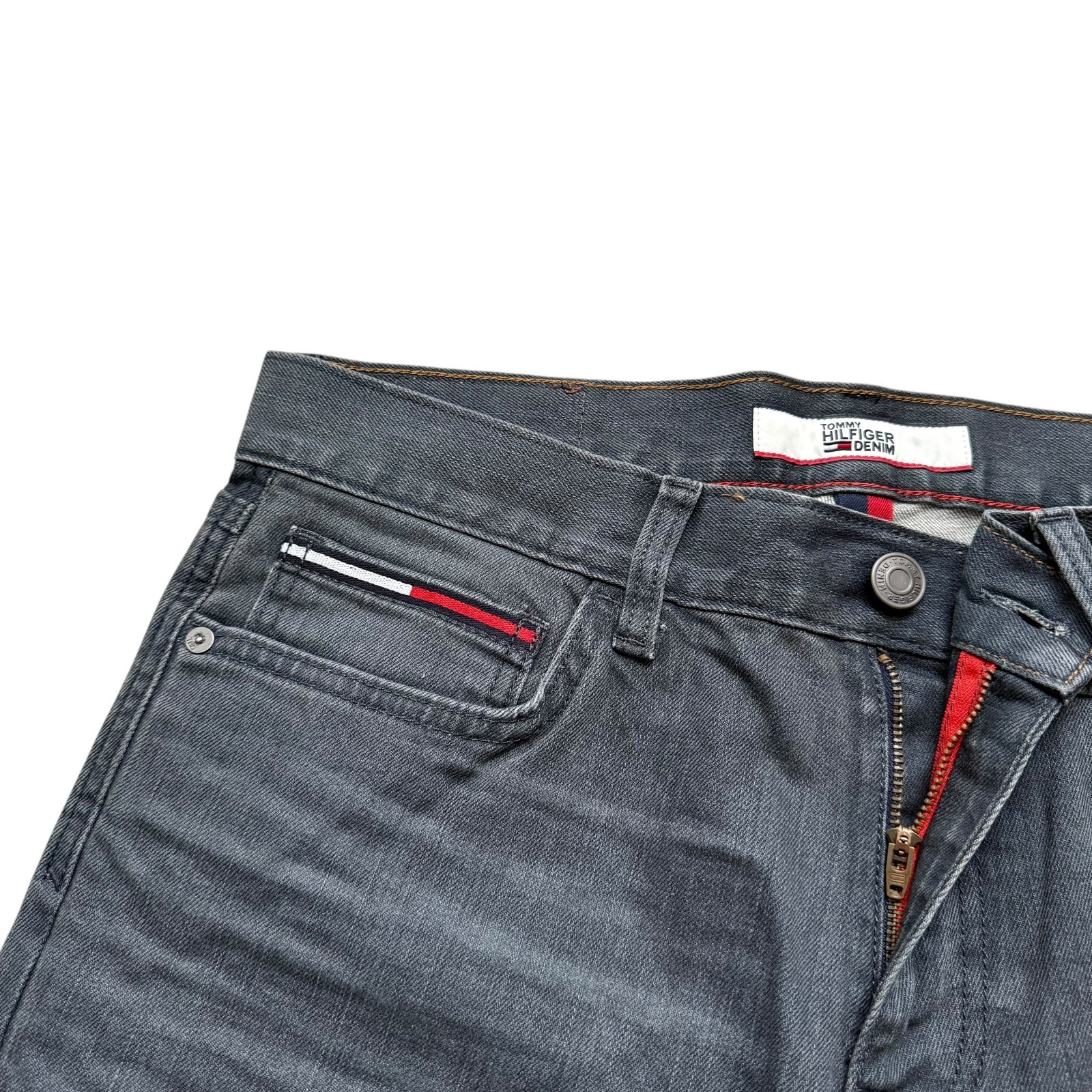 NWT Tommy Hilfiger Denim Men’s Dark Grey Stretch Straight Jeans Slightly Stiff