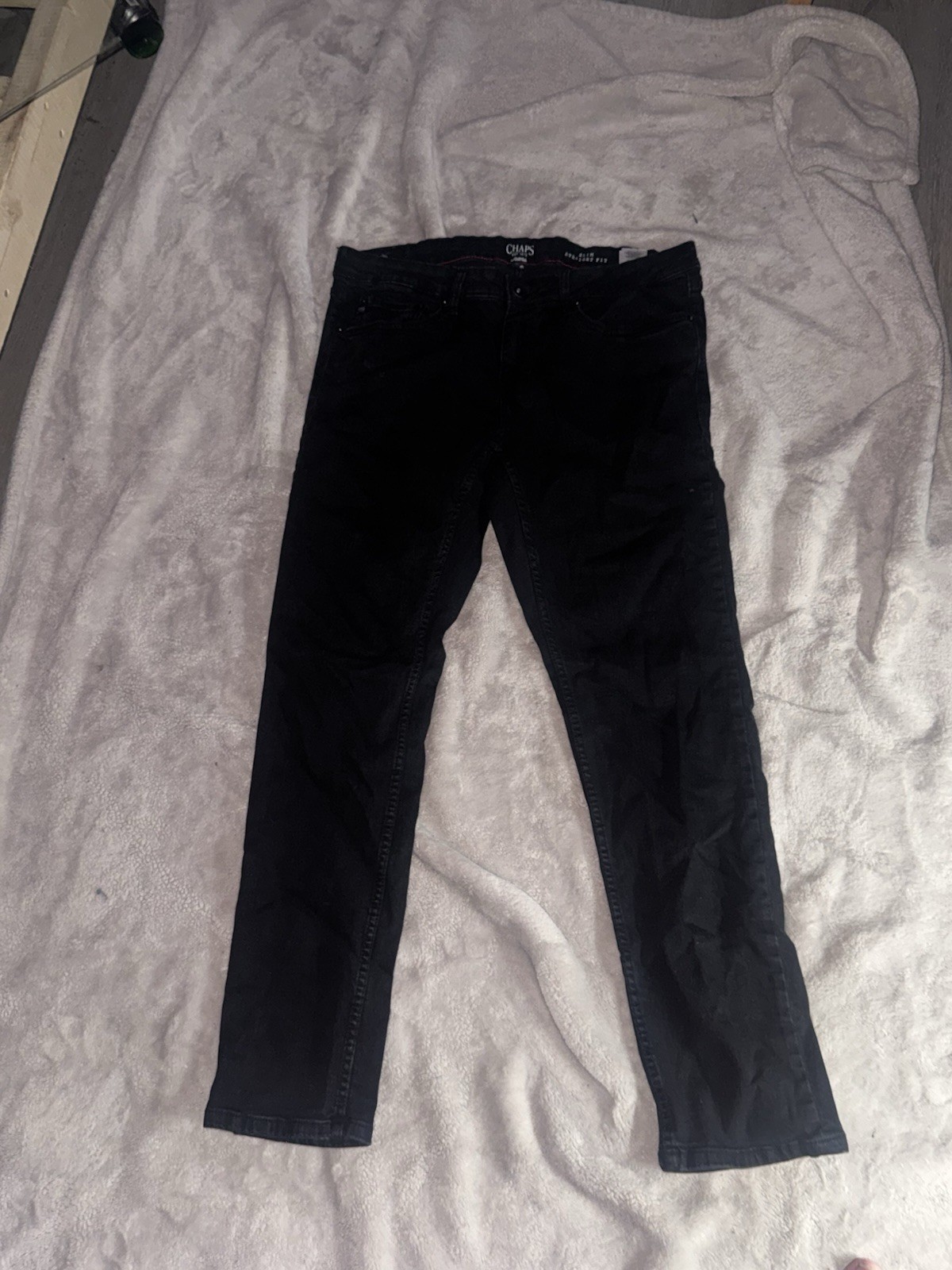 Chaps Men’s Black Slim Fit Straight Leg Denim Jeans Dark Wash Zip Fly