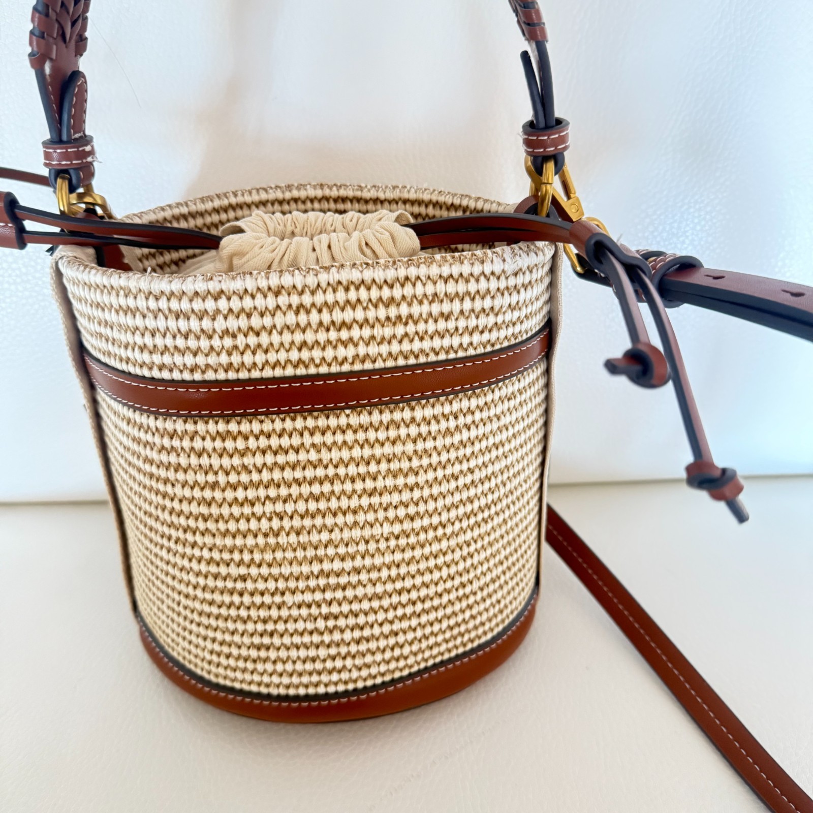 HOUSE OF HARLOW 1960 STRAW BUCKET BAG WOVEN CROSSBODY BRAIDED HANDLE NATURAL