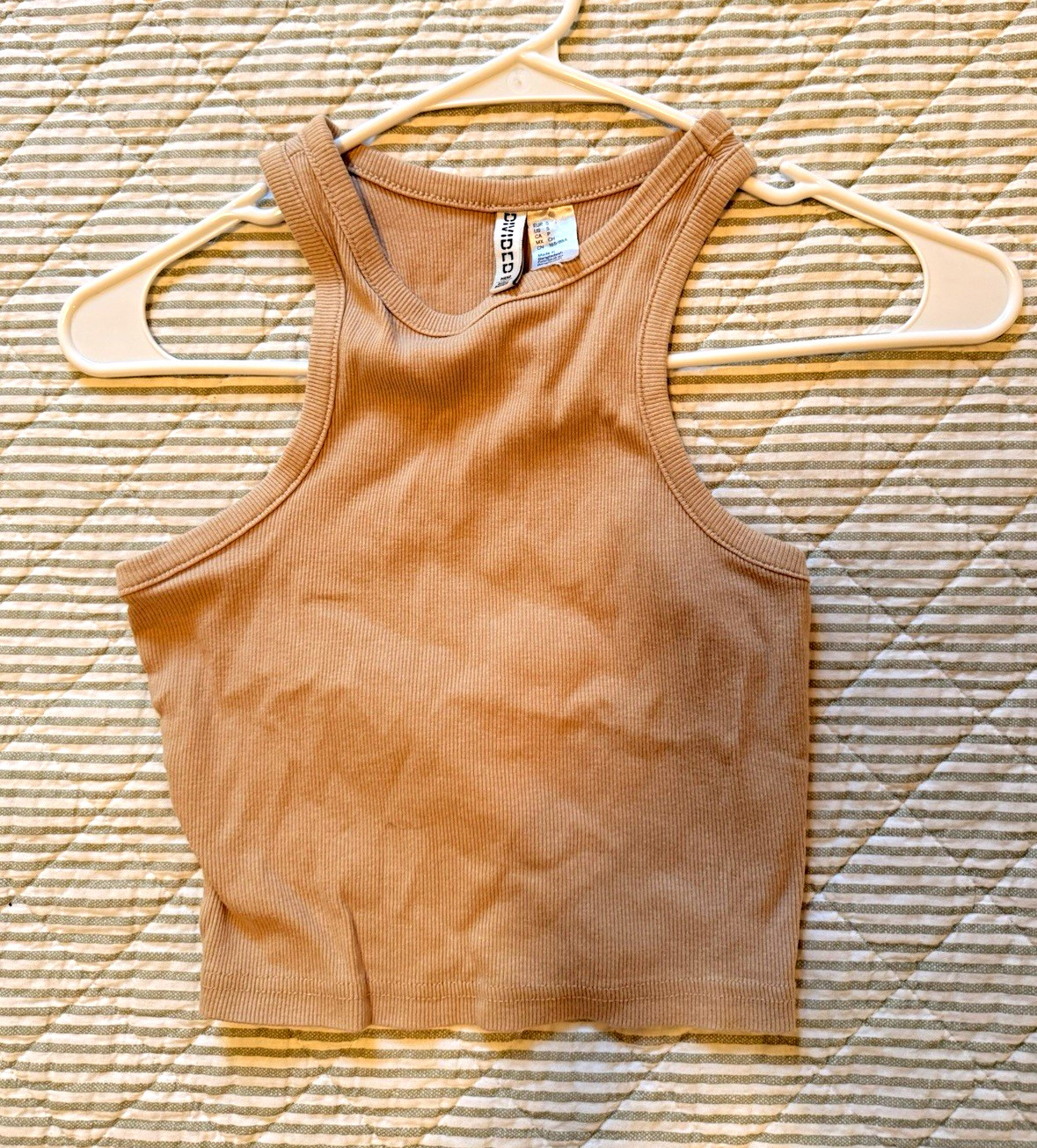 H&M Divided Tank Womens S Beige Ribbed Knit Racerback Cropped Pullover