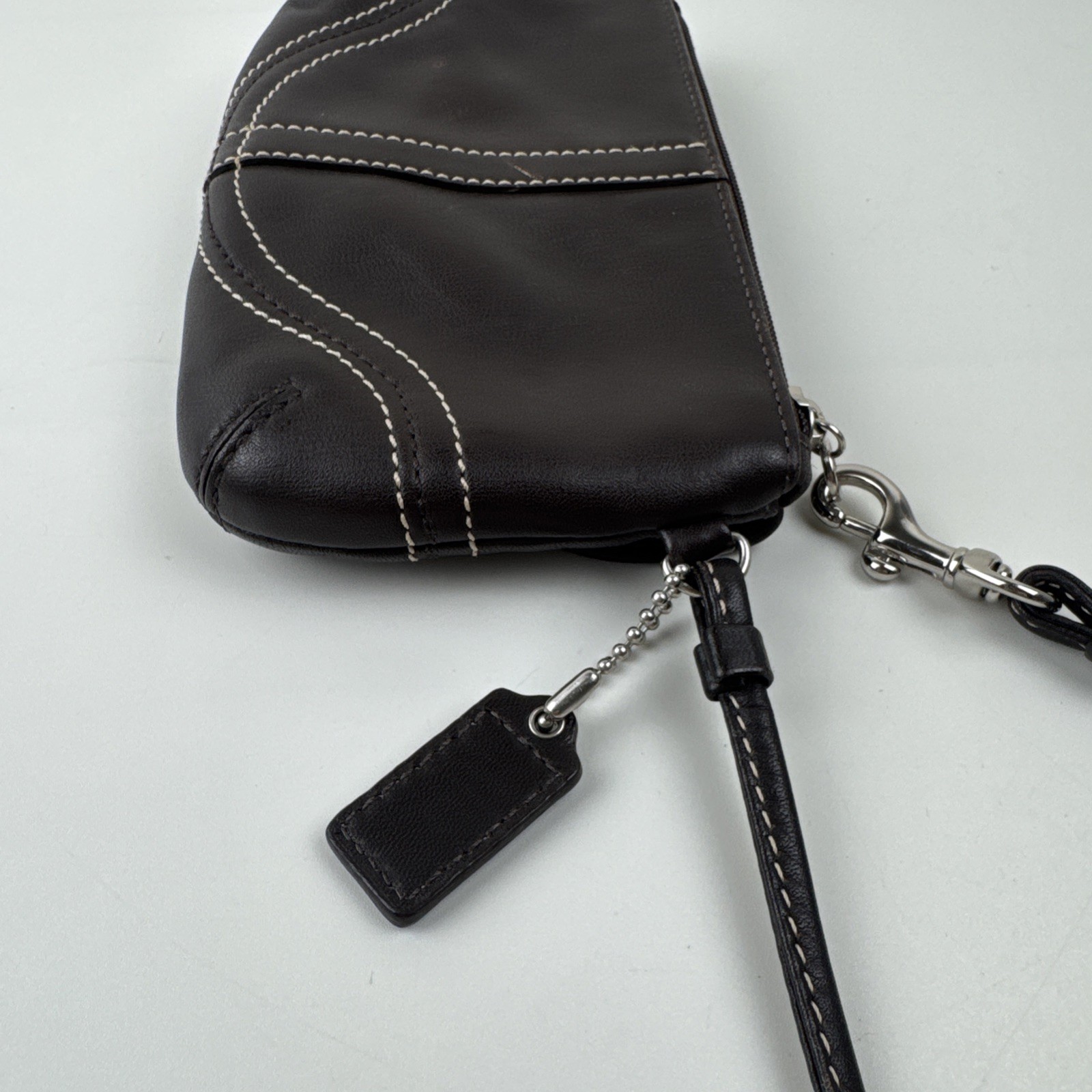 Y2K Coach Soho Chocolate Brown Flap Wristlet Pouch Buckle Accent & Zip Closure
