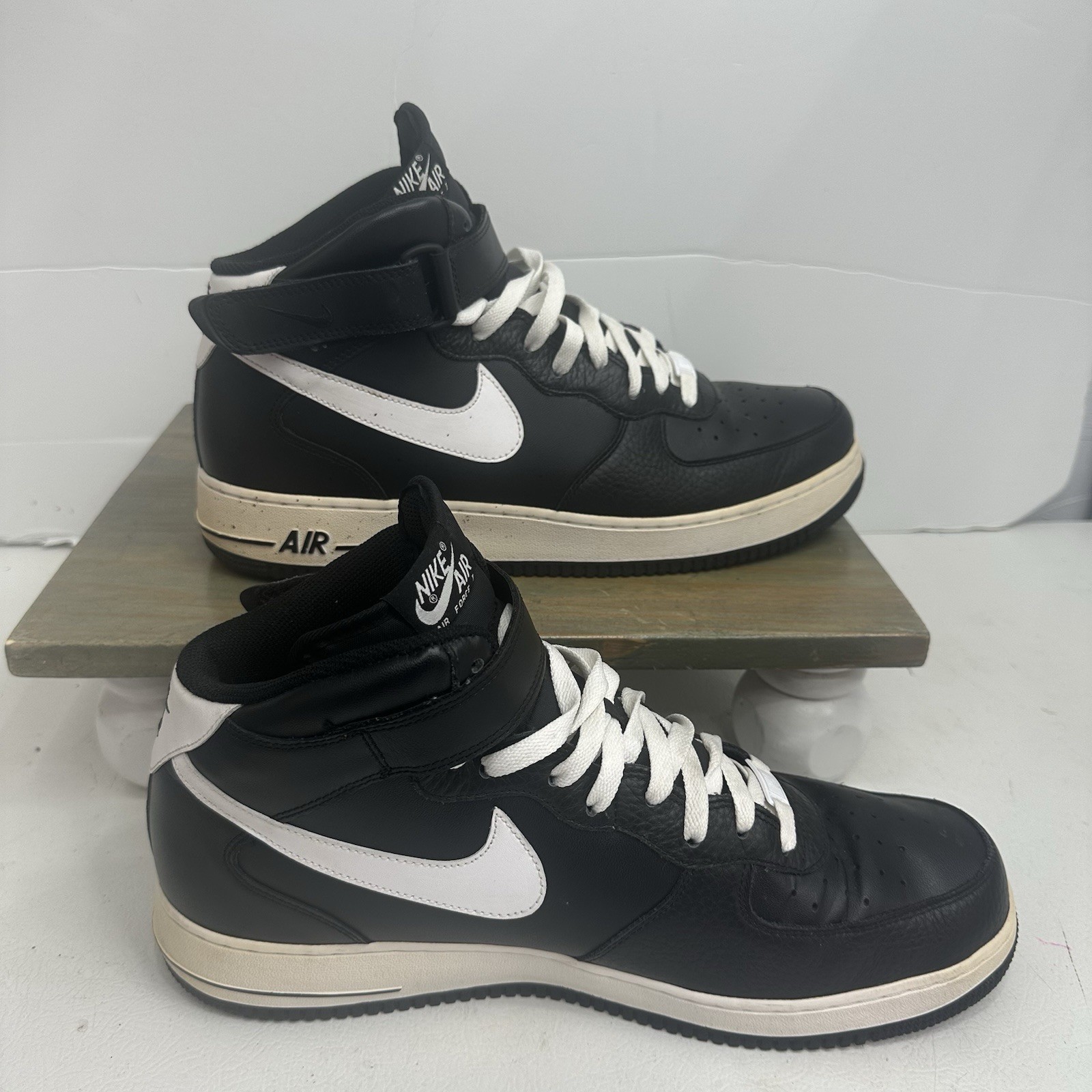 Nike Air Force 1 Mid ’07 Black 2011 US Men’s size 14 315123-010 *vintage* Lace