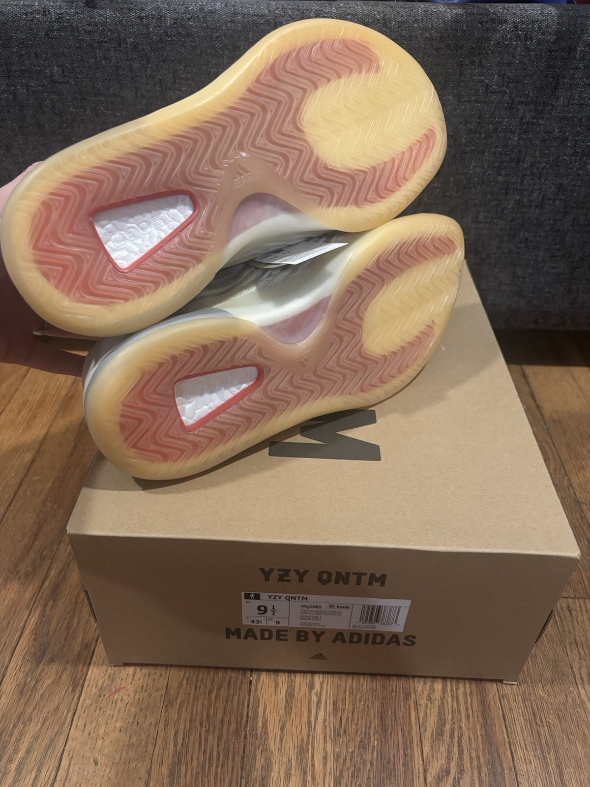 Size 9.5 – adidas Yeezy Quantum Mist Slate New HQ2085